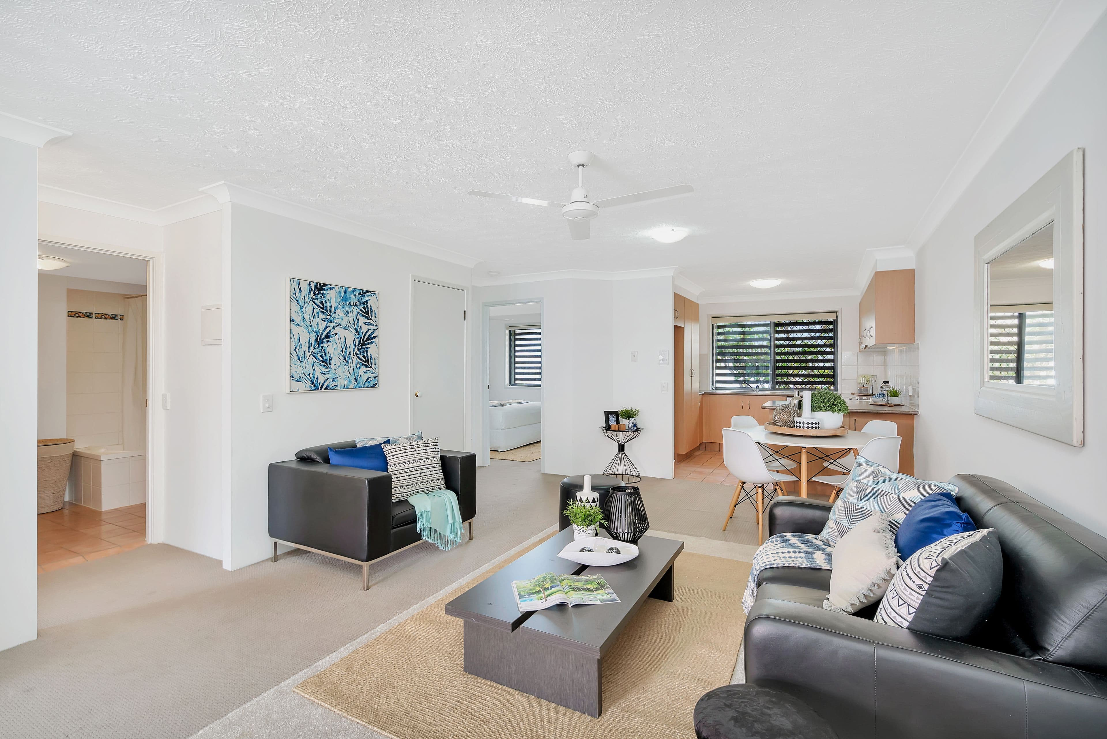 13 Johnston Street, Southport QLD 4215, Southport - Thumbnail 2