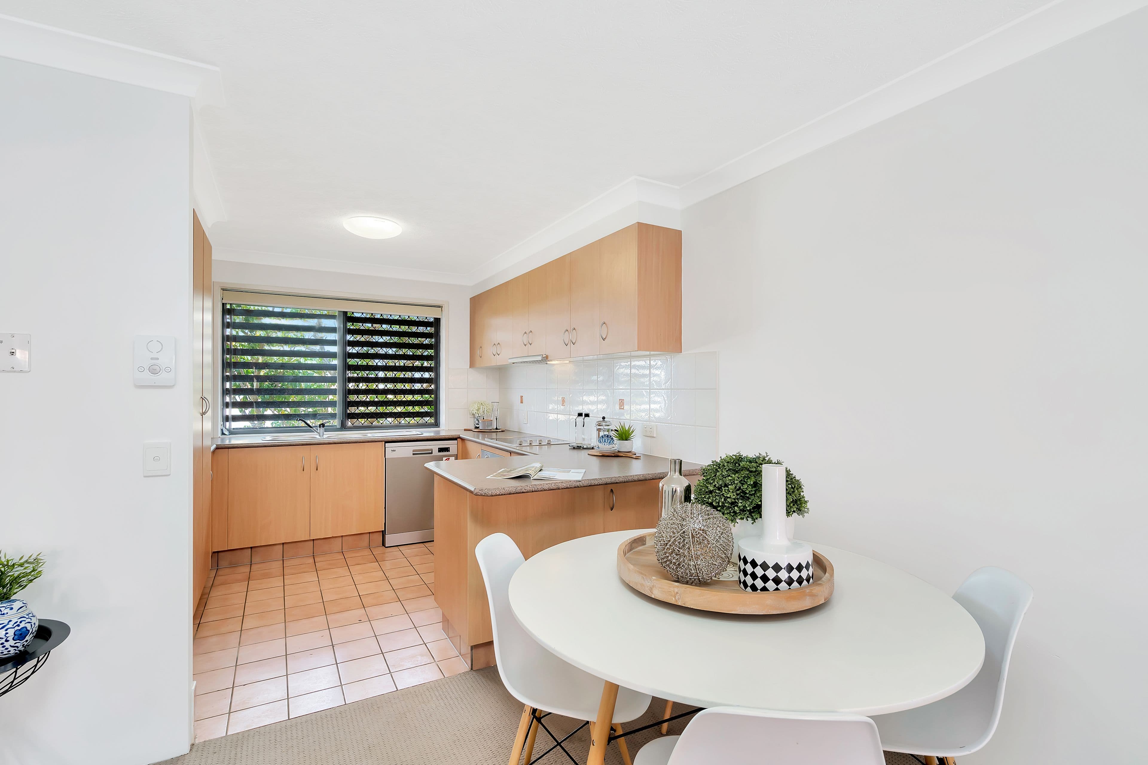 13 Johnston Street, Southport QLD 4215, Southport - Thumbnail 5