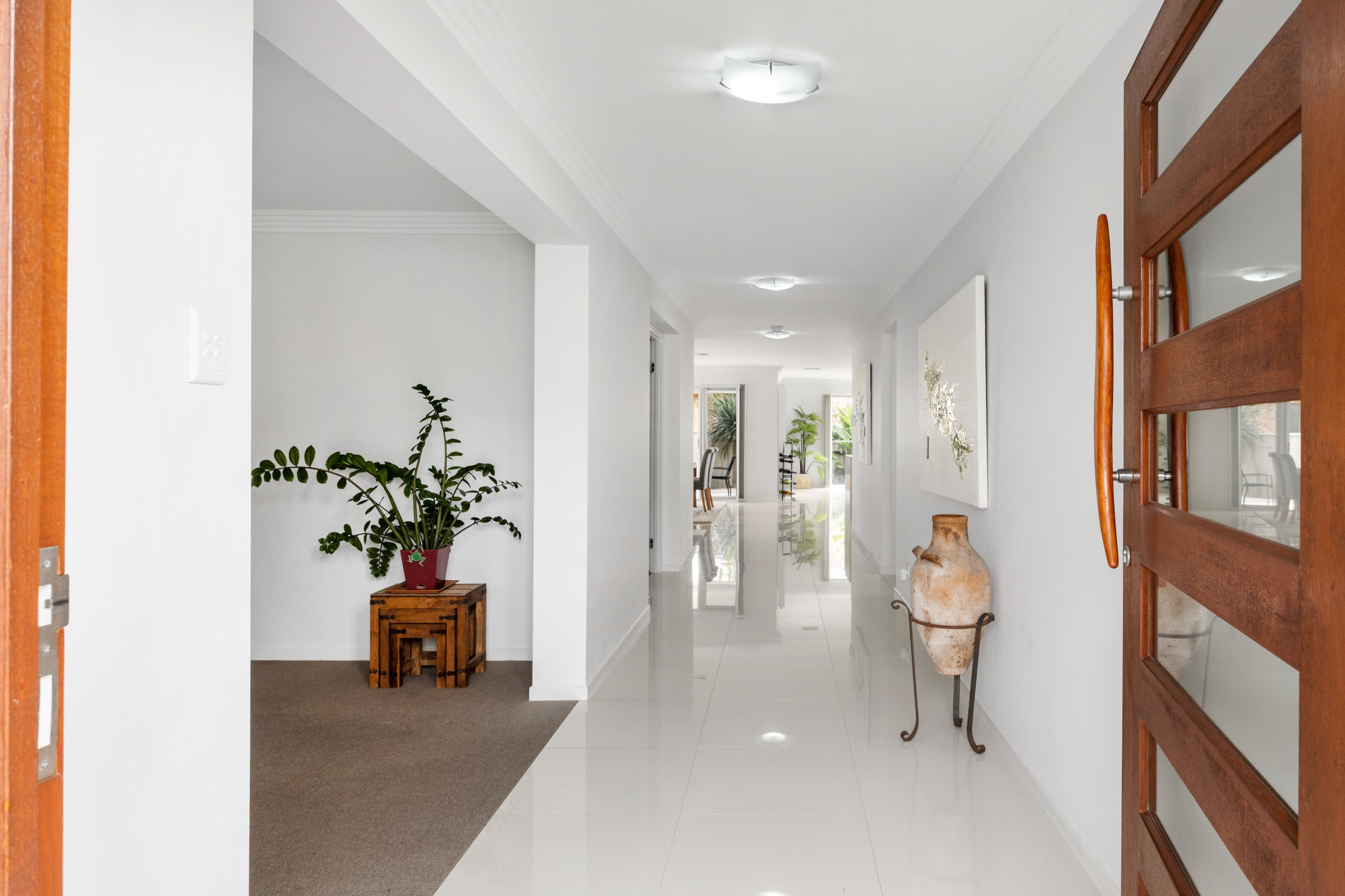 14 Riverston Court, Carindale QLD 4152, Carindale - Thumbnail 2