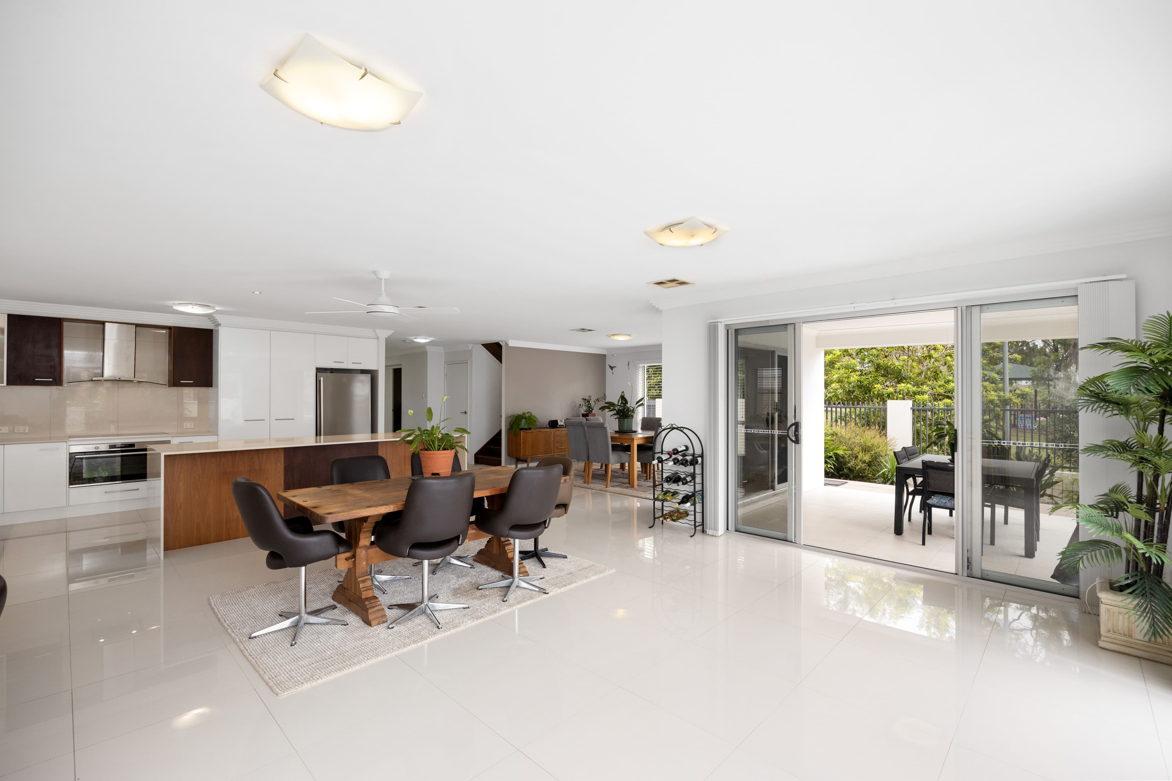 14 Riverston Court, Carindale QLD 4152, Carindale - Thumbnail 4