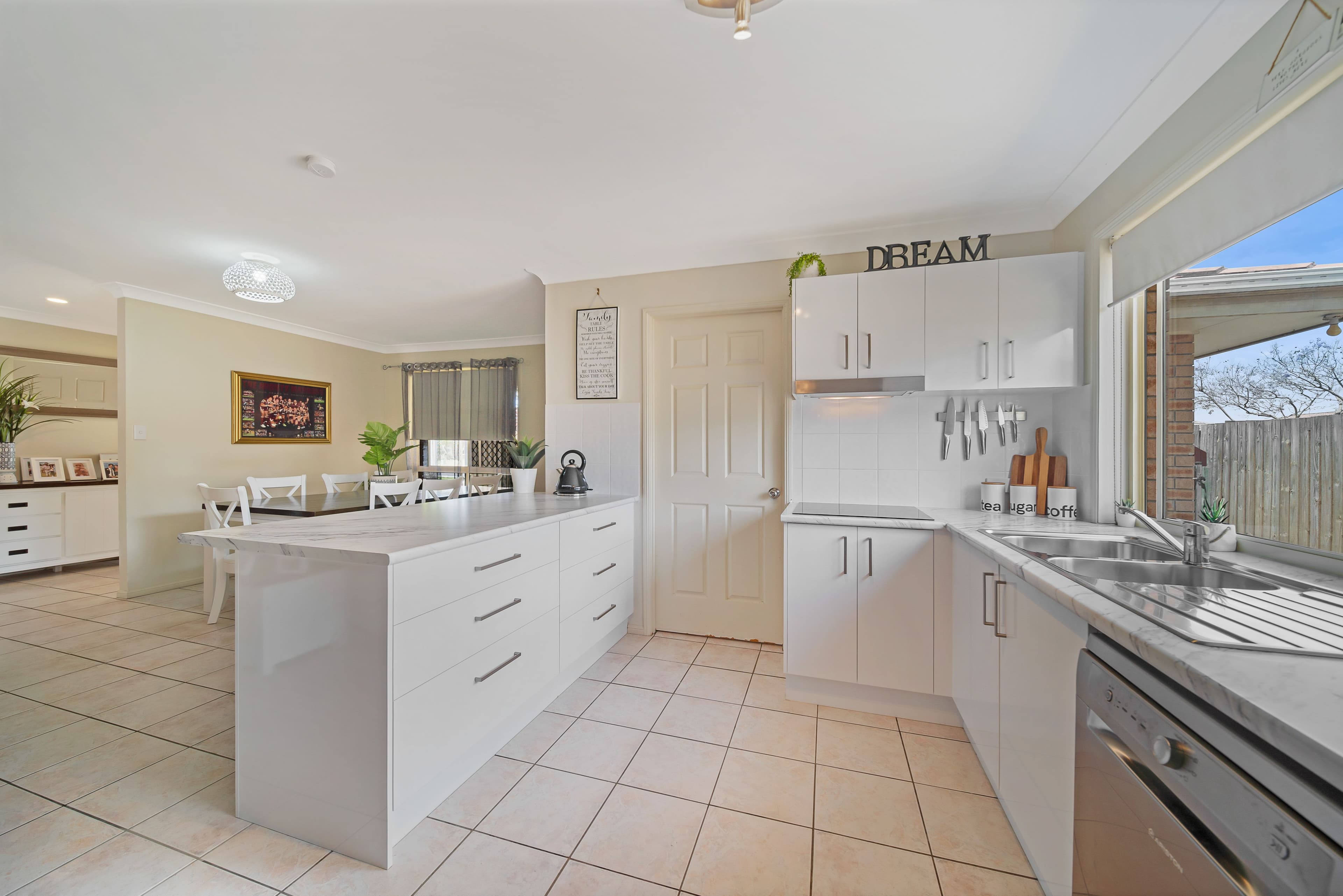 53 Kilsay Crescent, Meadowbrook QLD 4131, Meadowbrook - Thumbnail 3