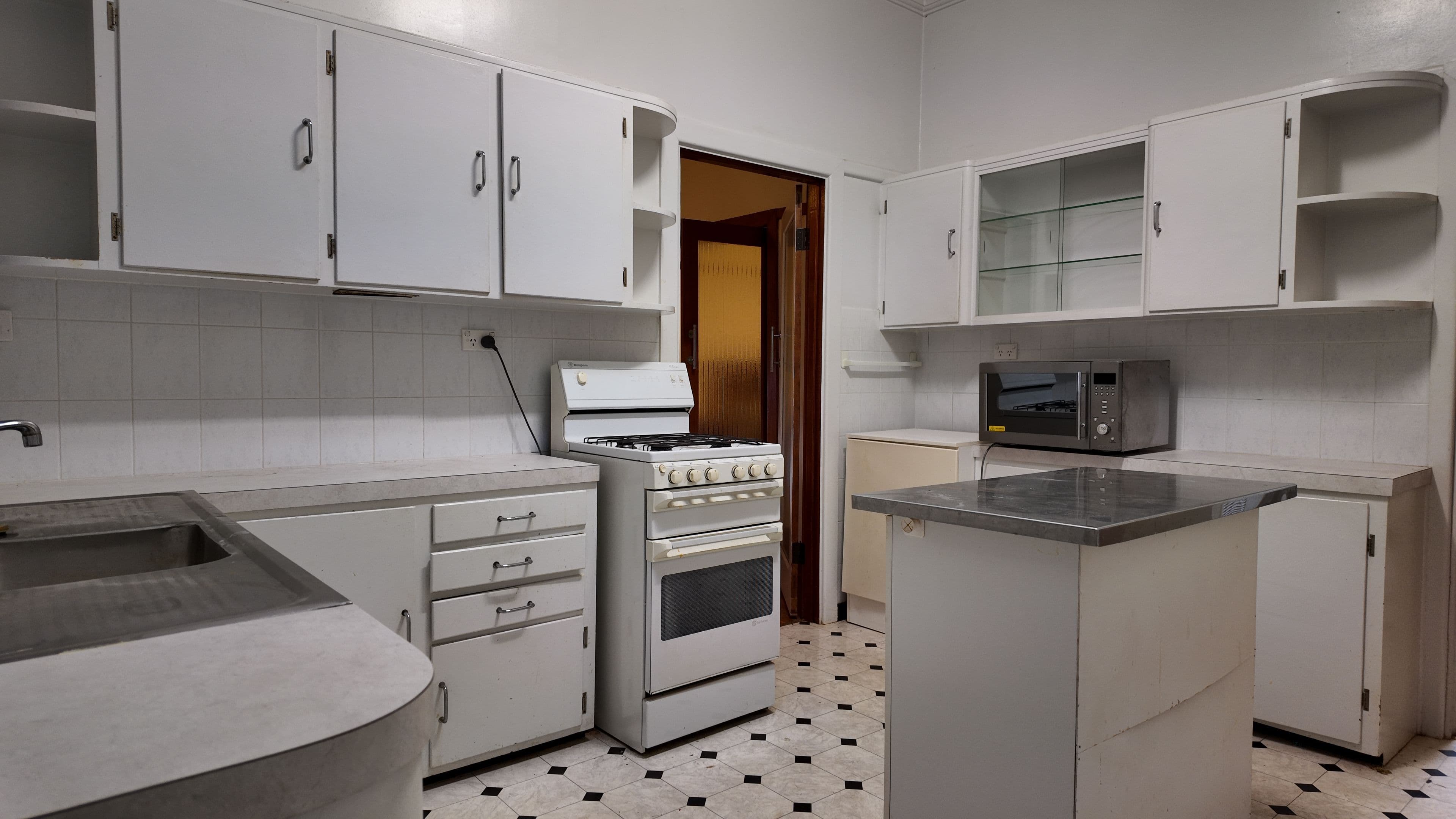 13 Wyangan Avenue, Griffith NSW 2680, Griffith - Thumbnail 6