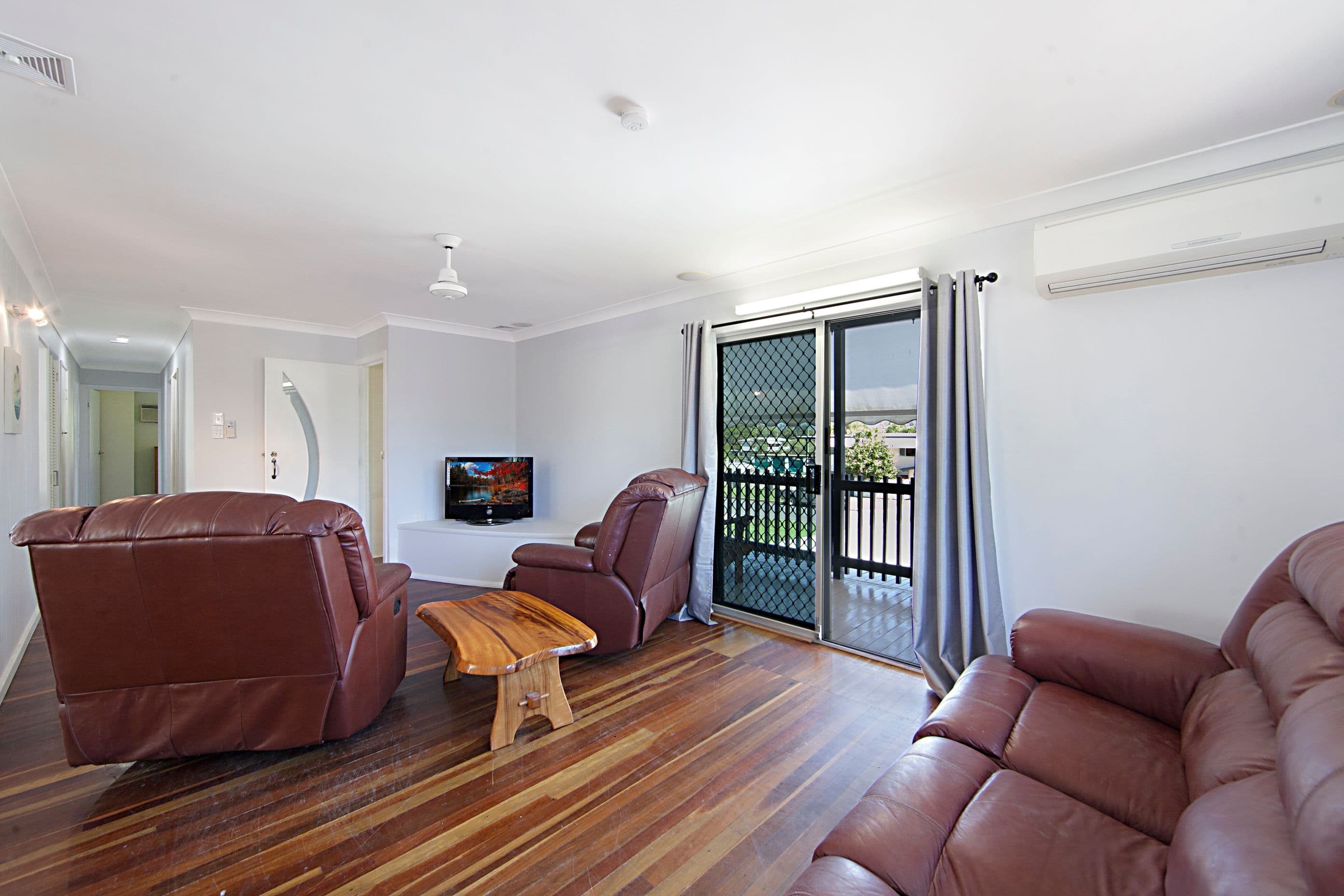 19 McLauchlan Crescent, Kelso QLD 4815, Kelso - Thumbnail 3