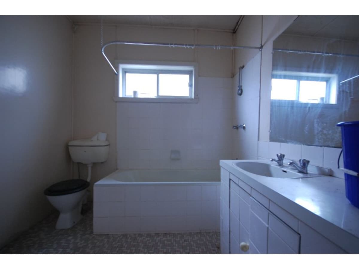 259 Beardy Street, Armidale NSW 2350, Armidale - Thumbnail 4