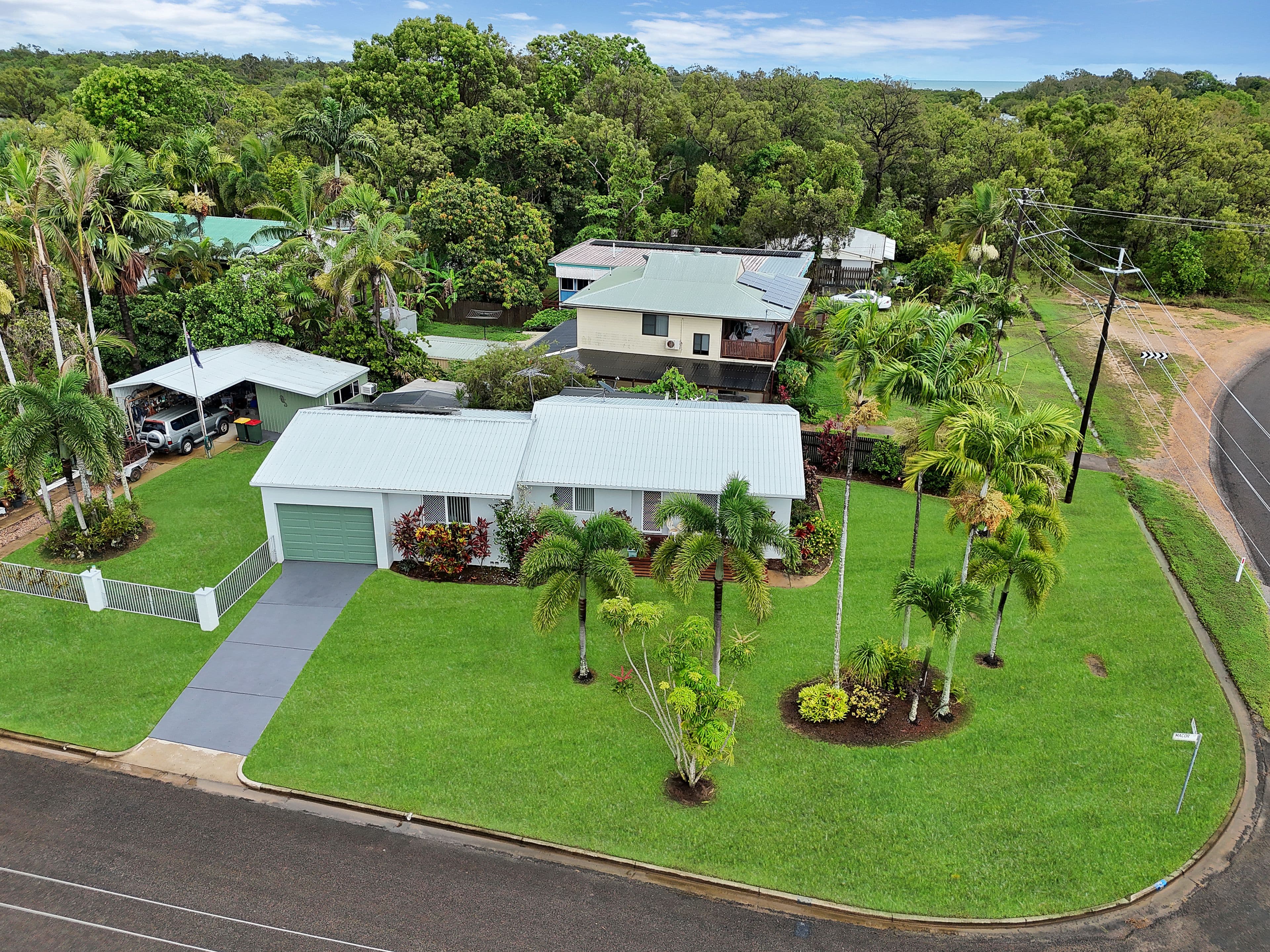 242 Balgal Beach Road, Balgal Beach QLD 4816, Balgal Beach - Thumbnail 2