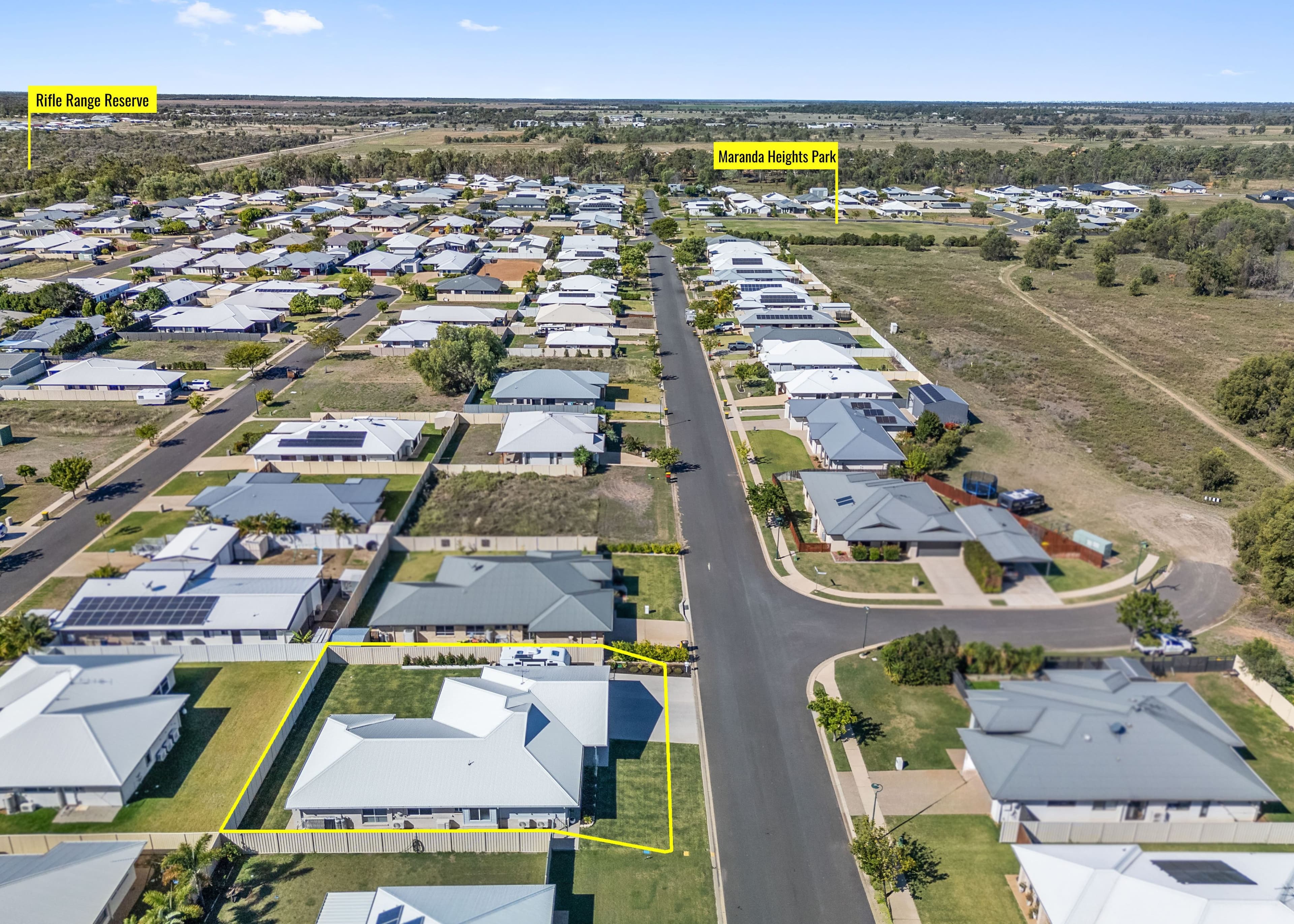72 Canterbury Road, Emerald QLD 4720, Emerald - Thumbnail 2