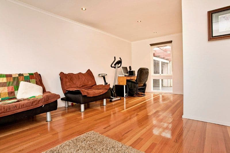 34 Silver Street, Eltham, Eltham - Thumbnail 3