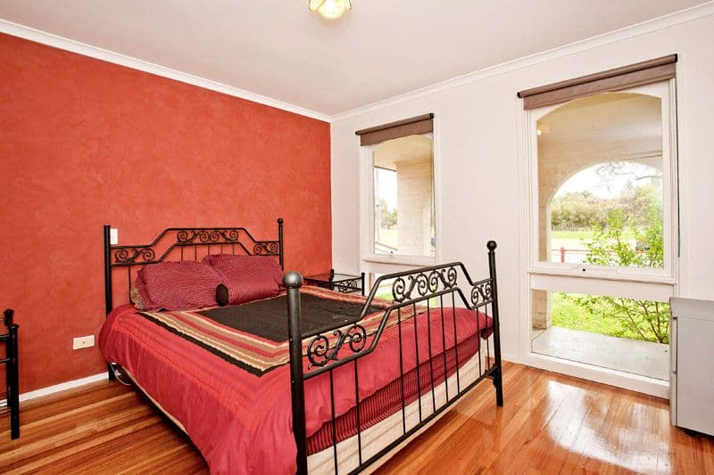 34 Silver Street, Eltham, Eltham - Thumbnail 6