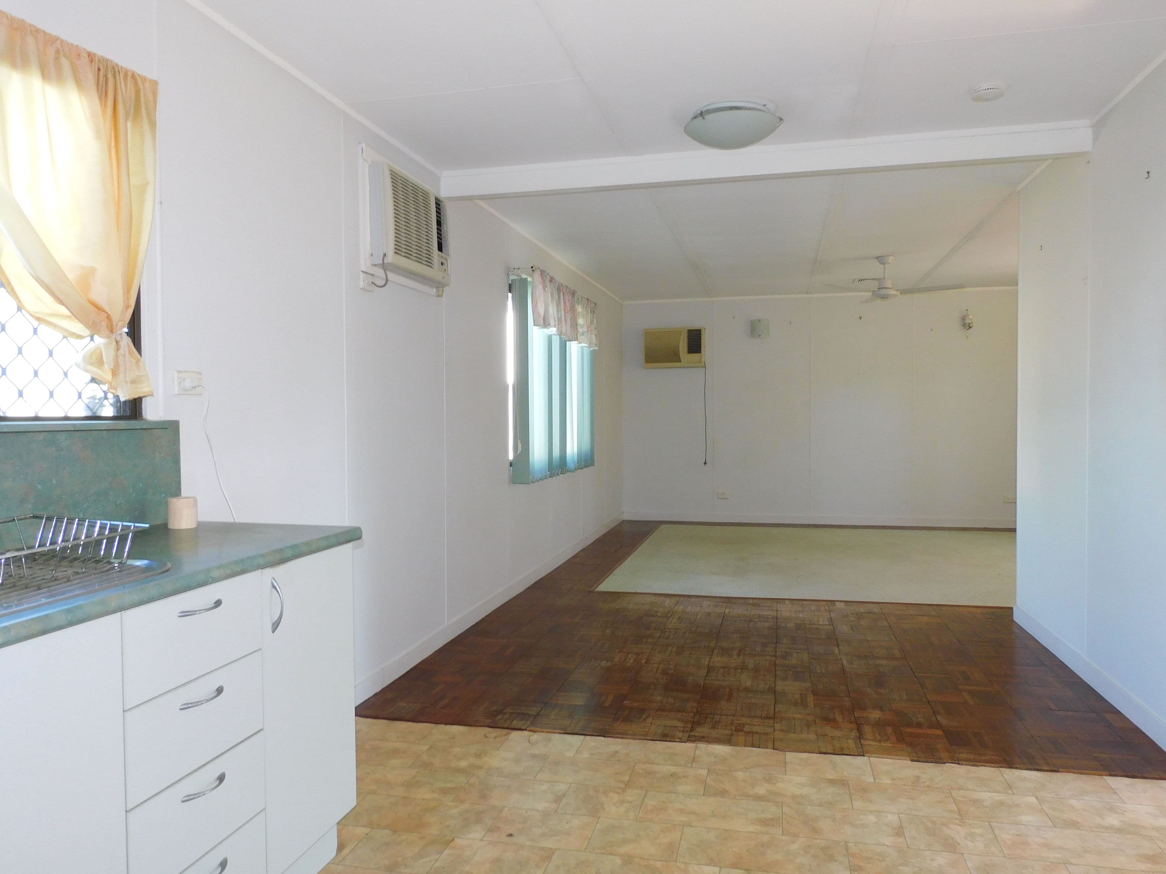 33 Munbilla Drive, Kelso QLD 4815, Kelso - Thumbnail 3