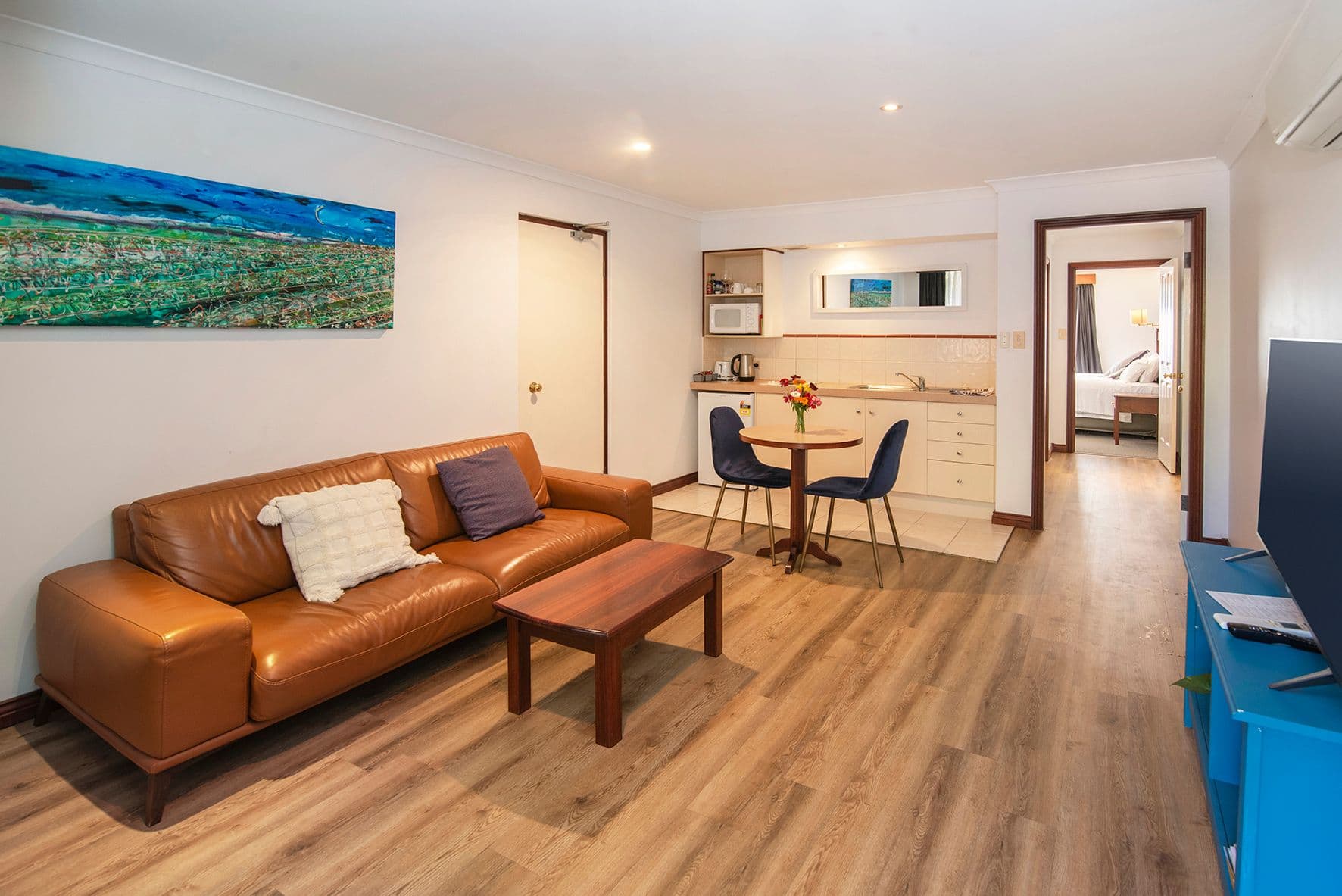 40 Wallcliffe Road, Margaret River WA 6285, Margaret River - Thumbnail 2