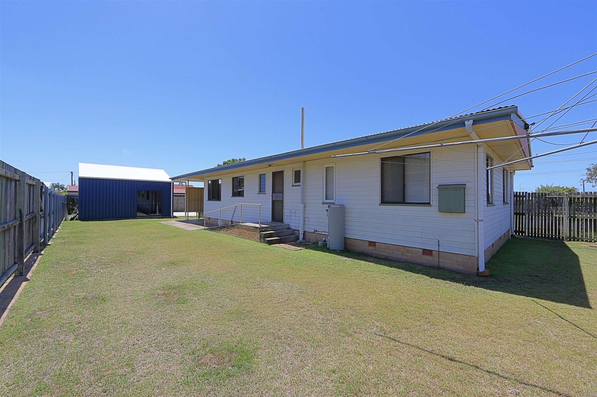 5 Watkin Street, SVENSSON HEIGHTS QLD 4670, Svensson Heights - Thumbnail 8
