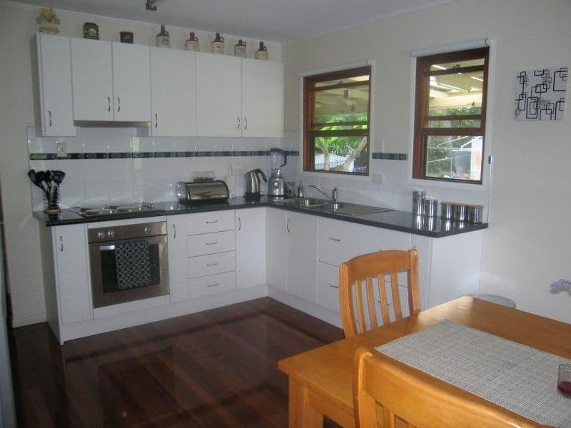 8 Webb Street, STAFFORD QLD 4053, Stafford - Thumbnail 2