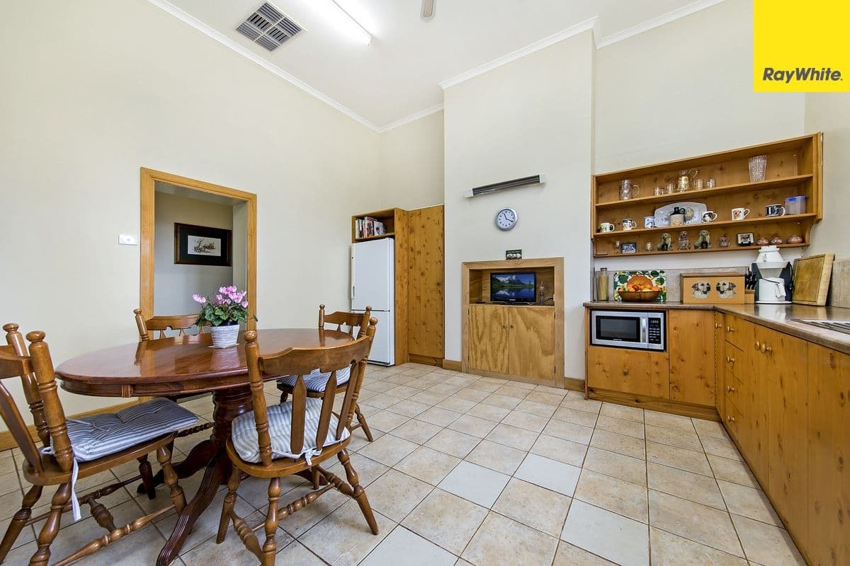 17 Pinkerton Road, Hamley Bridge SA 5401, Hamley Bridge - Thumbnail 5