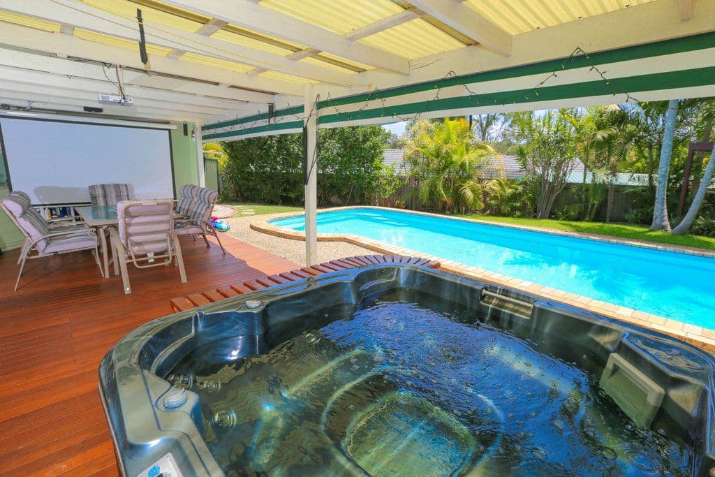 21 Levestam Court, CARRARA QLD 4211, Carrara - Thumbnail 4