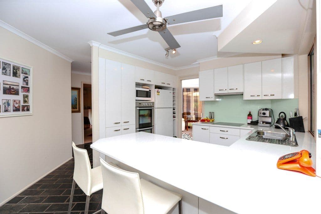 21 Levestam Court, CARRARA QLD 4211, Carrara - Thumbnail 6