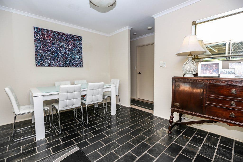 21 Levestam Court, CARRARA QLD 4211, Carrara - Thumbnail 7