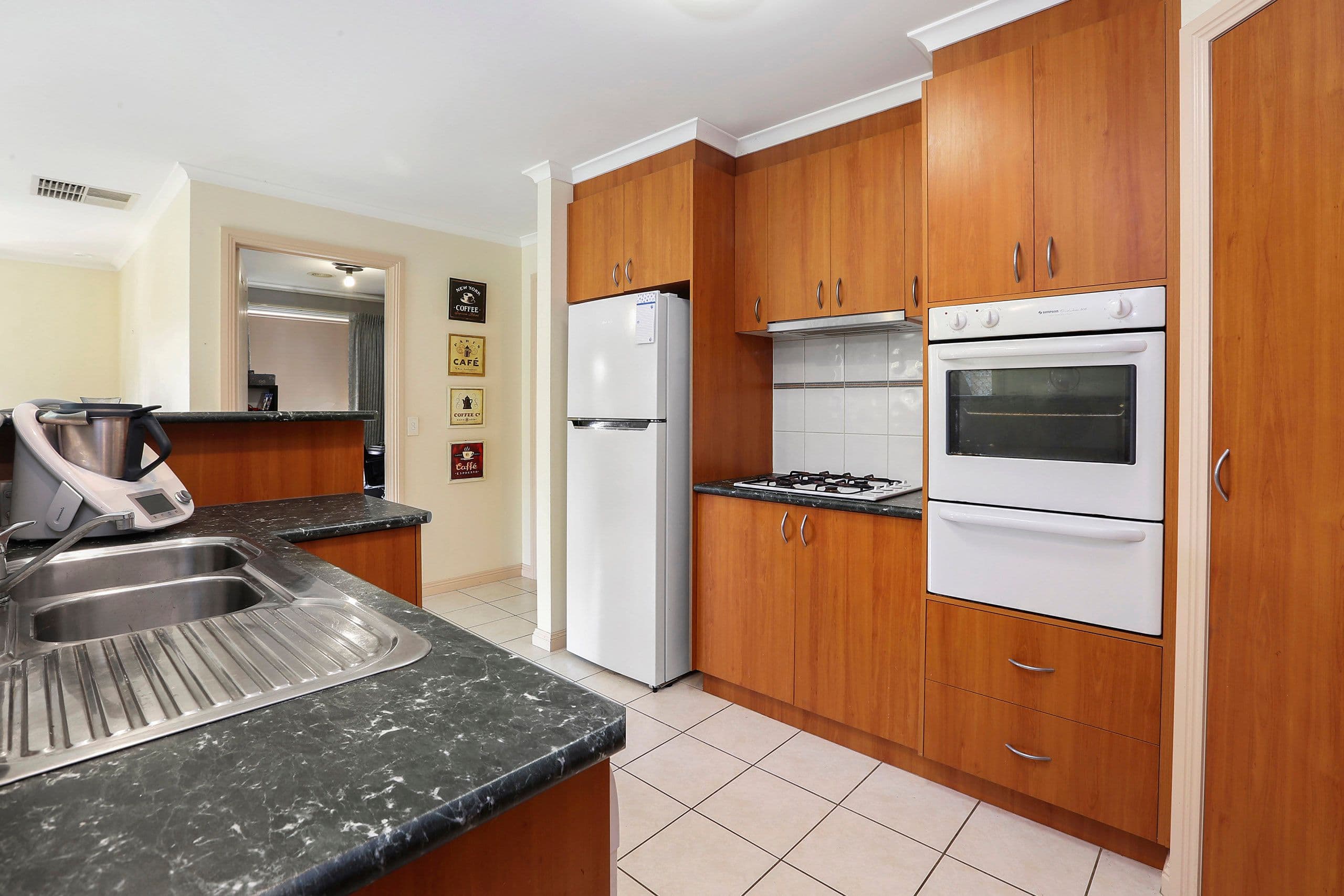 1 Marconi Place, Lara VIC 3212, Lara - Thumbnail 4