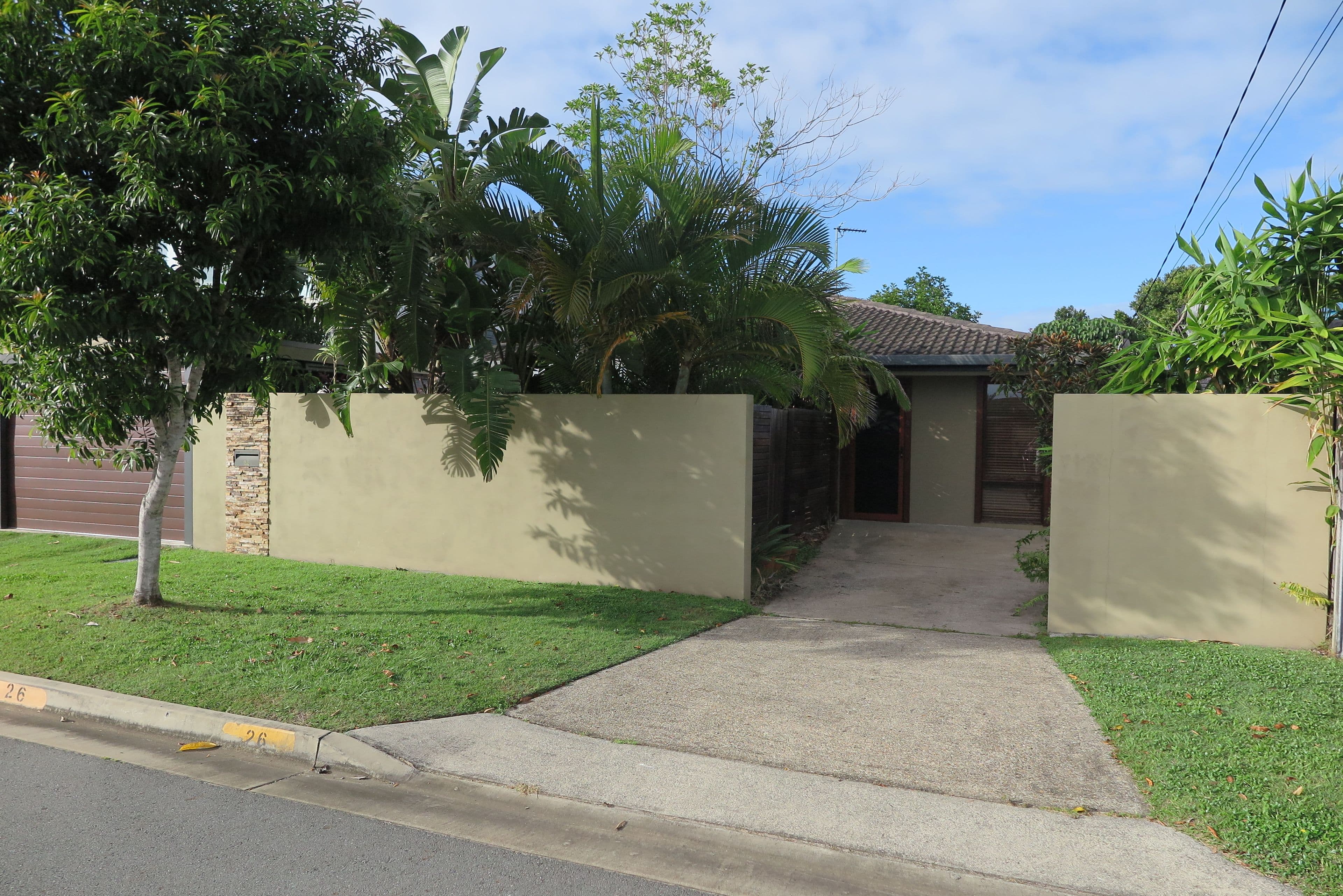 26 Teal Avenue, Paradise Point QLD 4216, Paradise Point - Thumbnail 2