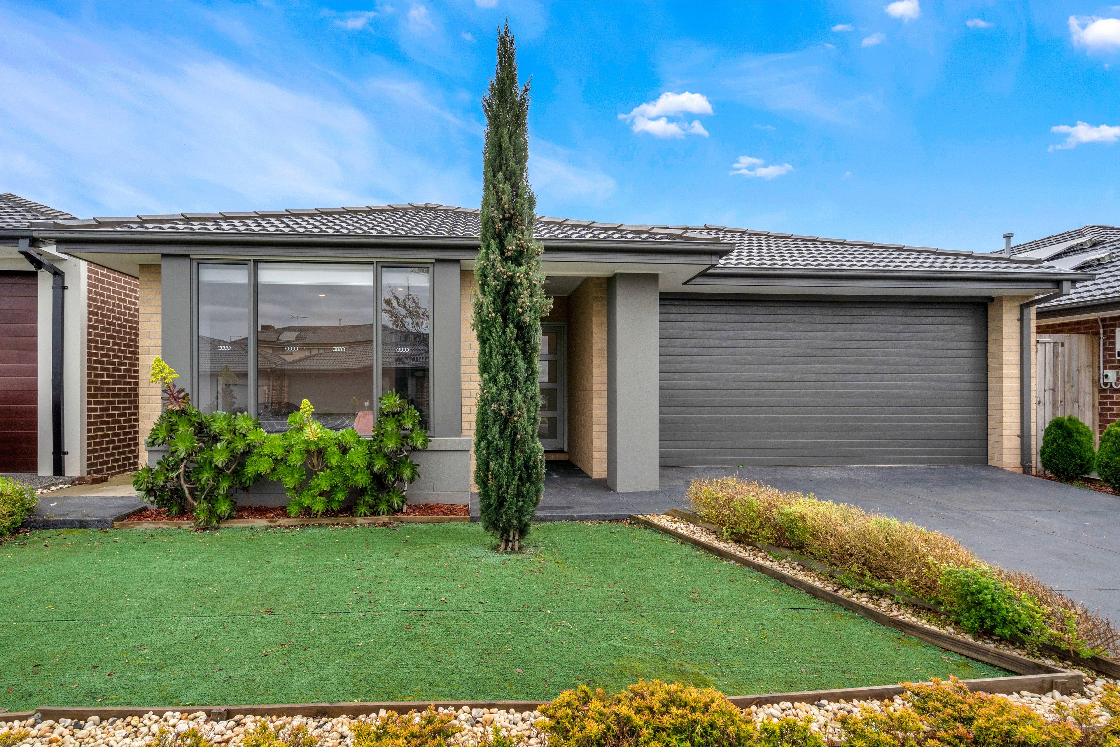 27 Fadaro Street, Kalkallo VIC 3064, Kalkallo - Thumbnail 2