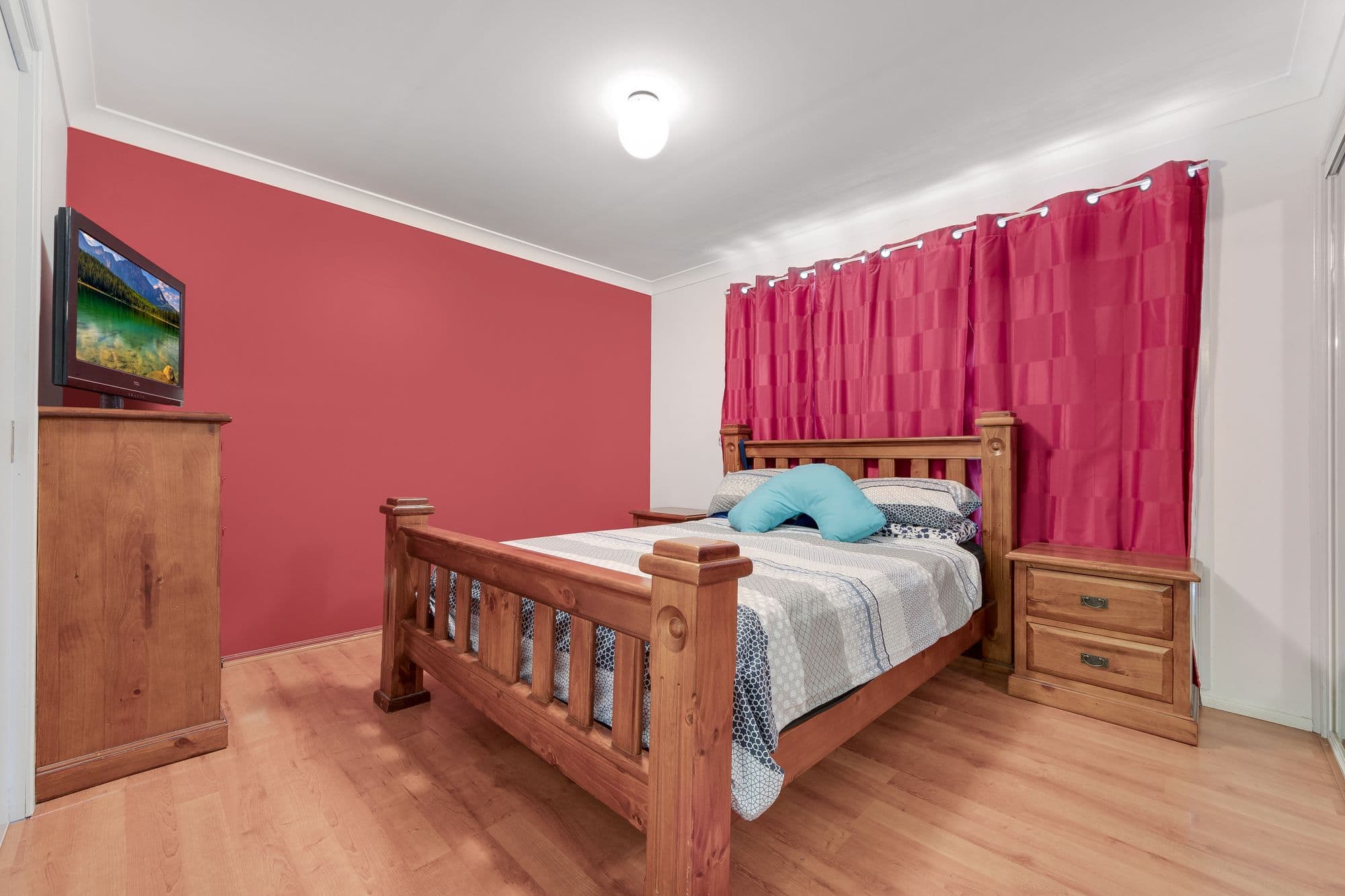 17 Roberts Road, Casula - Thumbnail 8