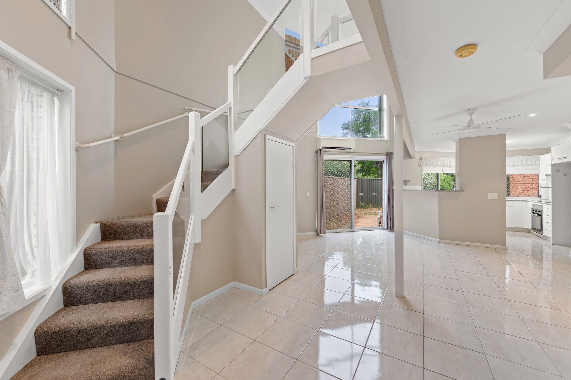 173 Barrier Reef Drive, Mermaid Waters QLD 4218, Mermaid Waters - Thumbnail 4