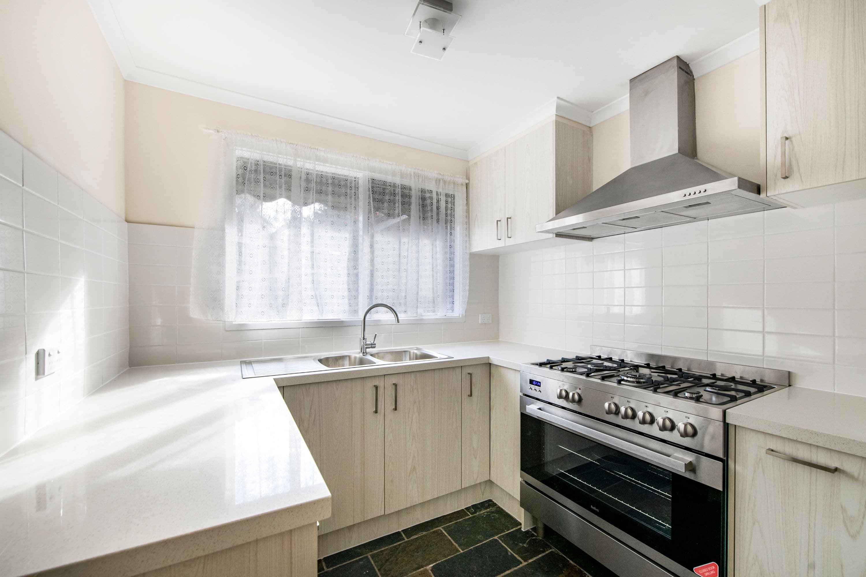 130 Duncan Drive, Pakenham VIC 3810, Pakenham - Thumbnail 7