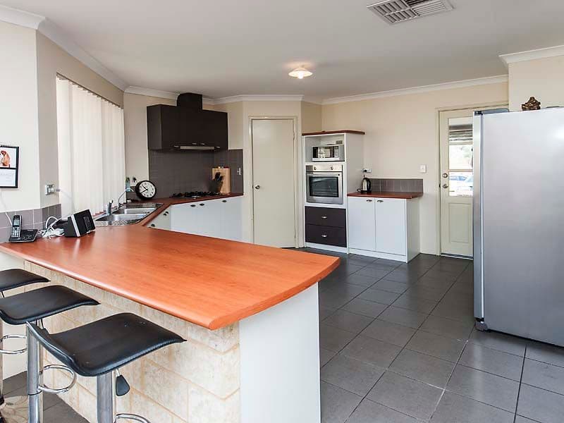 91 Arpenteur Drive, BALDIVIS WA 6171, Baldivis - Thumbnail 4