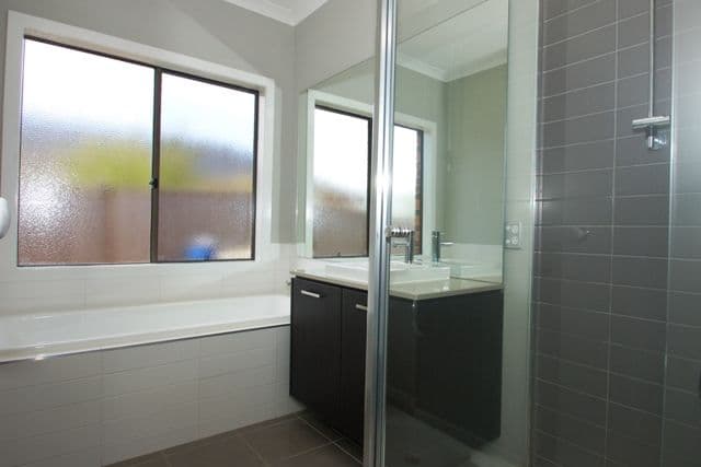 3 Ashgate Drive, DOREEN VIC 3754, Doreen - Thumbnail 5