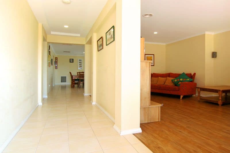 68 Malcolm Crescent, SHEPPARTON VIC 3630, Shepparton - Thumbnail 2