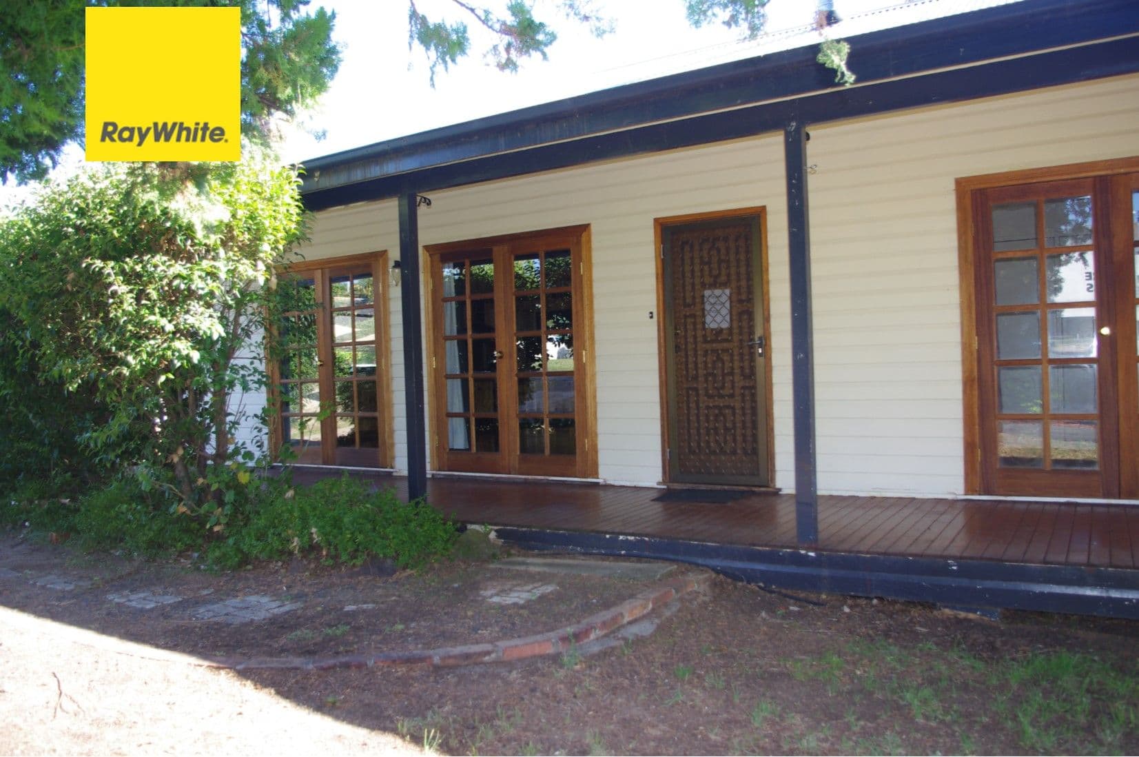 9 Butler Street, Inverell NSW 2360, Inverell - Image 1
