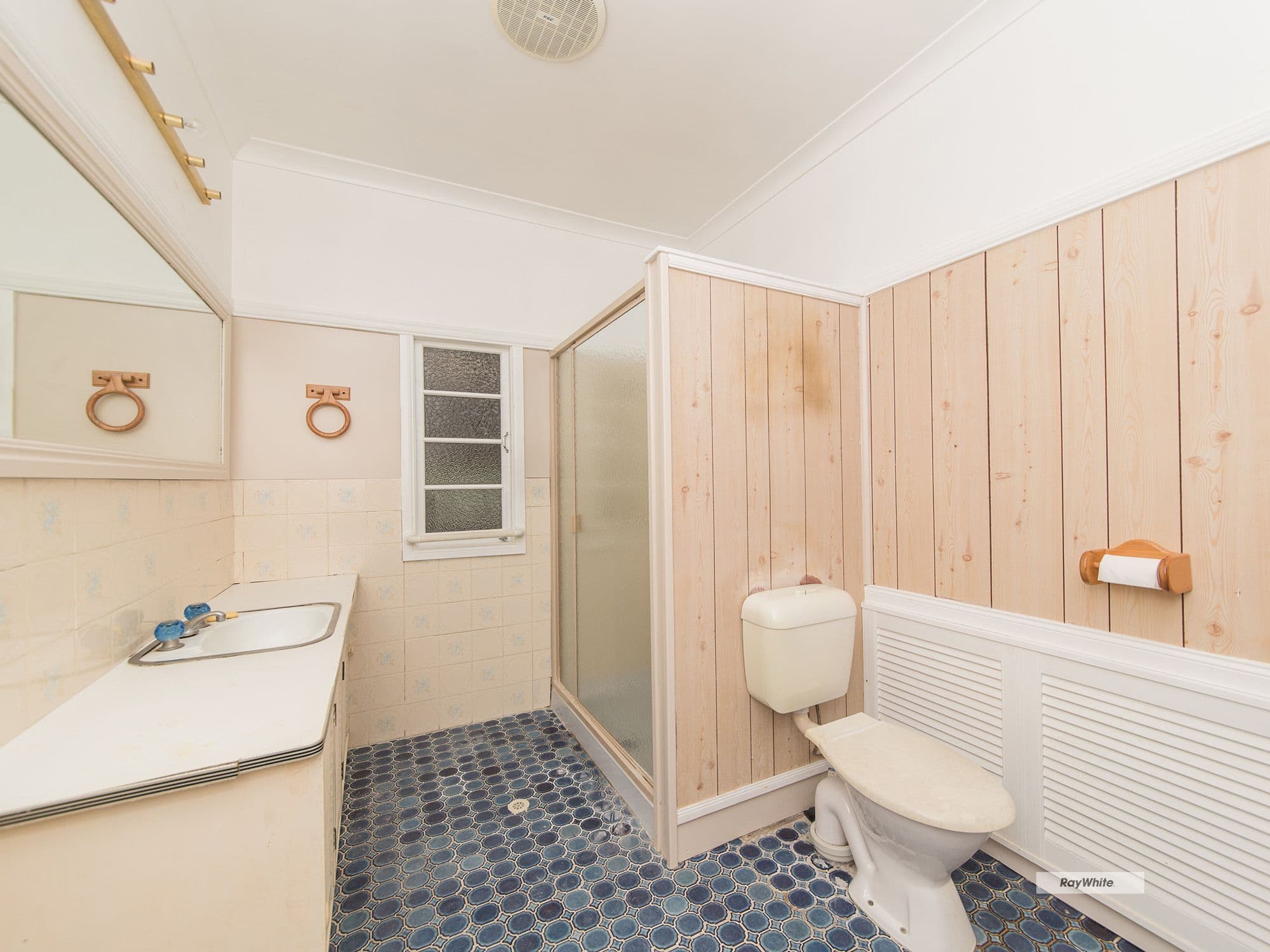 262 Hutton Street, Berserker QLD 4701, Berserker - Thumbnail 6