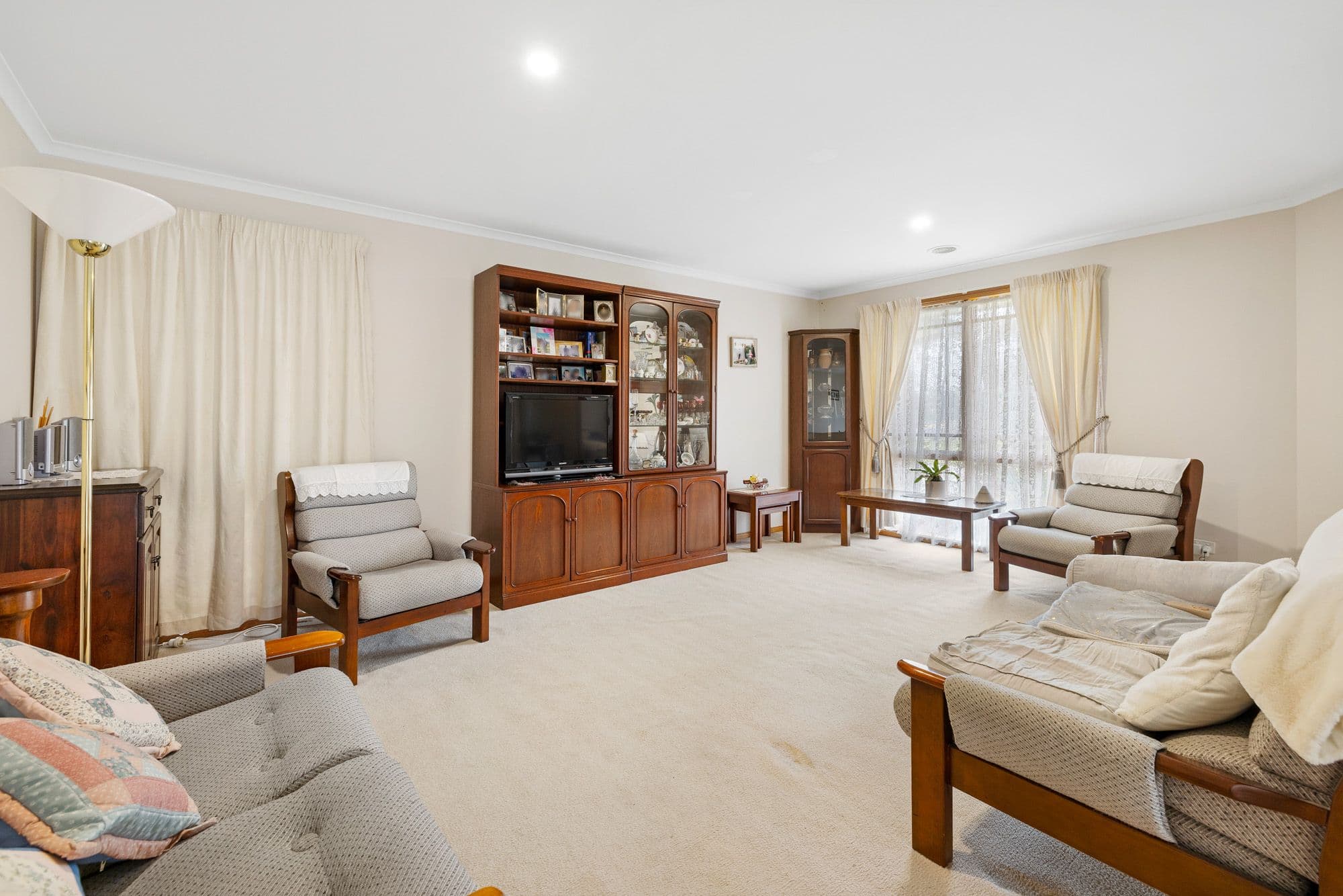 10 Germander Court, Hoppers Crossing VIC 3029, Hoppers Crossing - Thumbnail 2