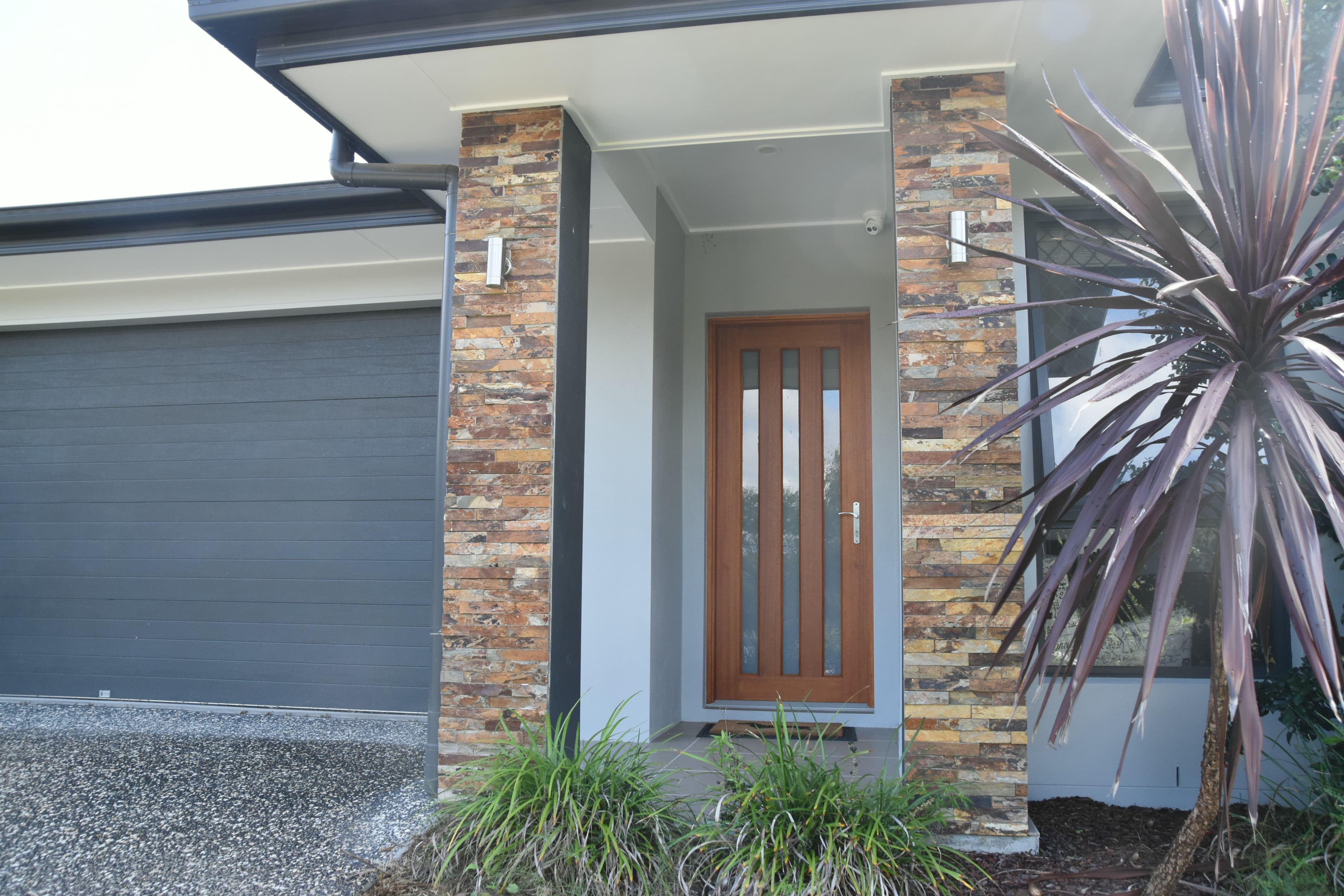 5 Salter Close, FLAGSTONE QLD 4280, Flagstone - Image 1