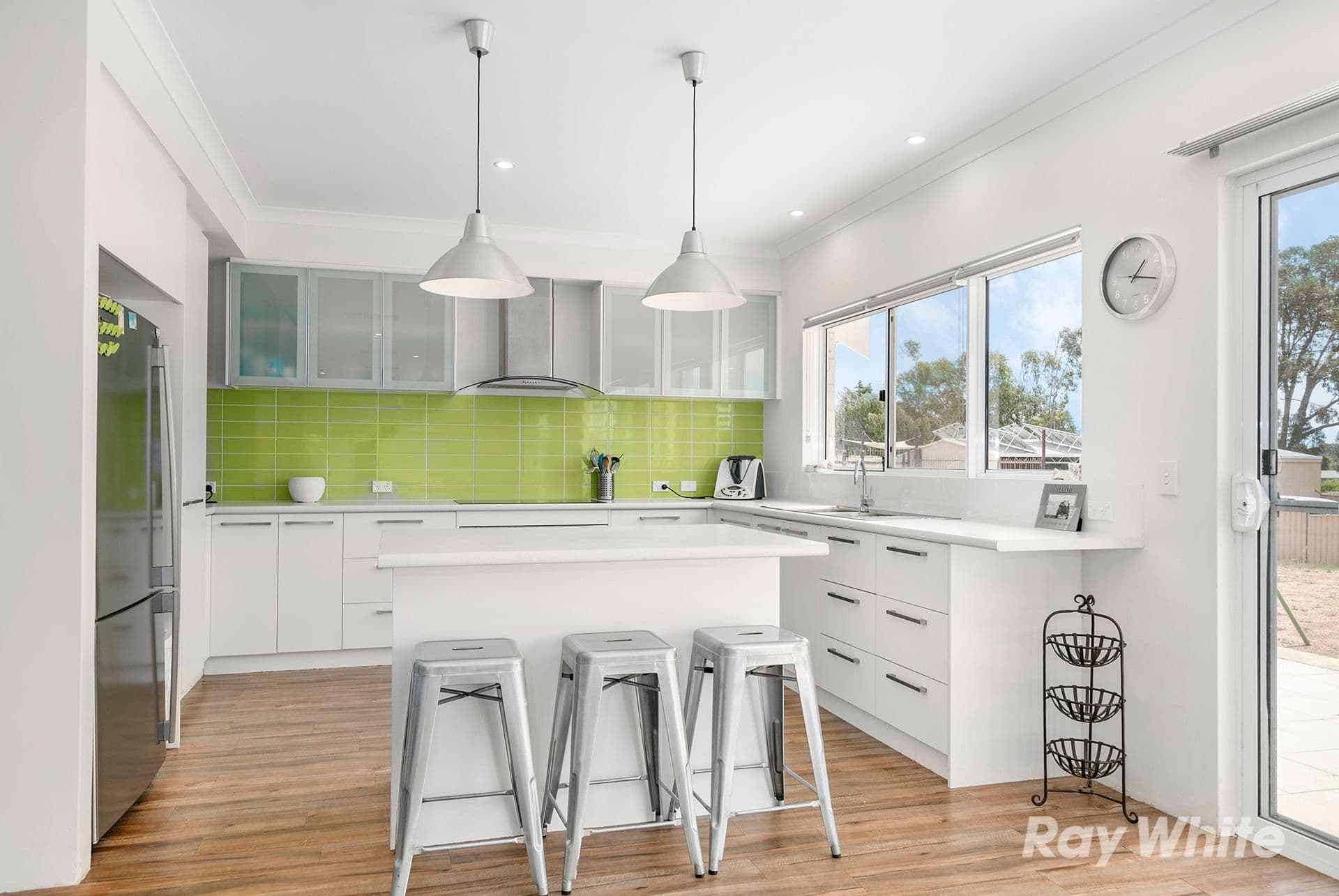 27 Cedar Crescent, Strathalbyn WA 6530, Strathalbyn - Thumbnail 4