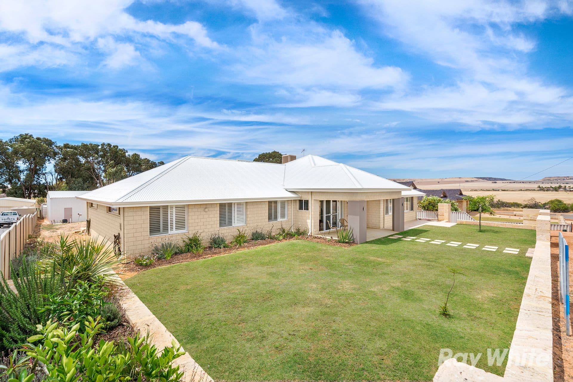 27 Cedar Crescent, Strathalbyn WA 6530, Strathalbyn - Thumbnail 5