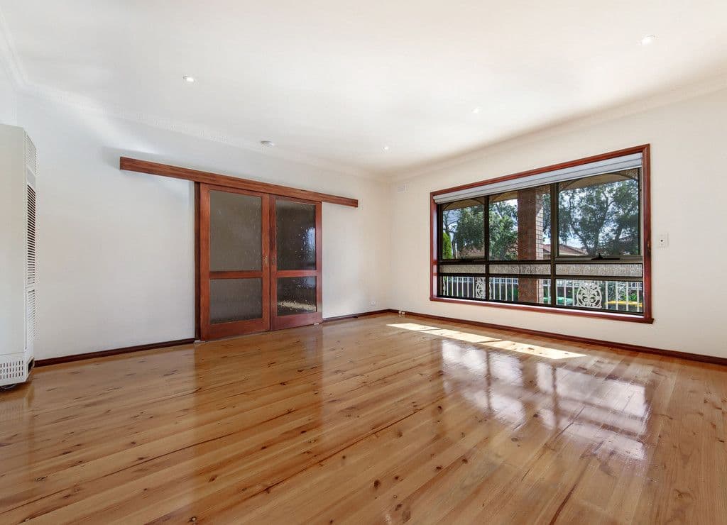 4 Elliot Street, Kings Park VIC 3021, Kings Park - Thumbnail 2