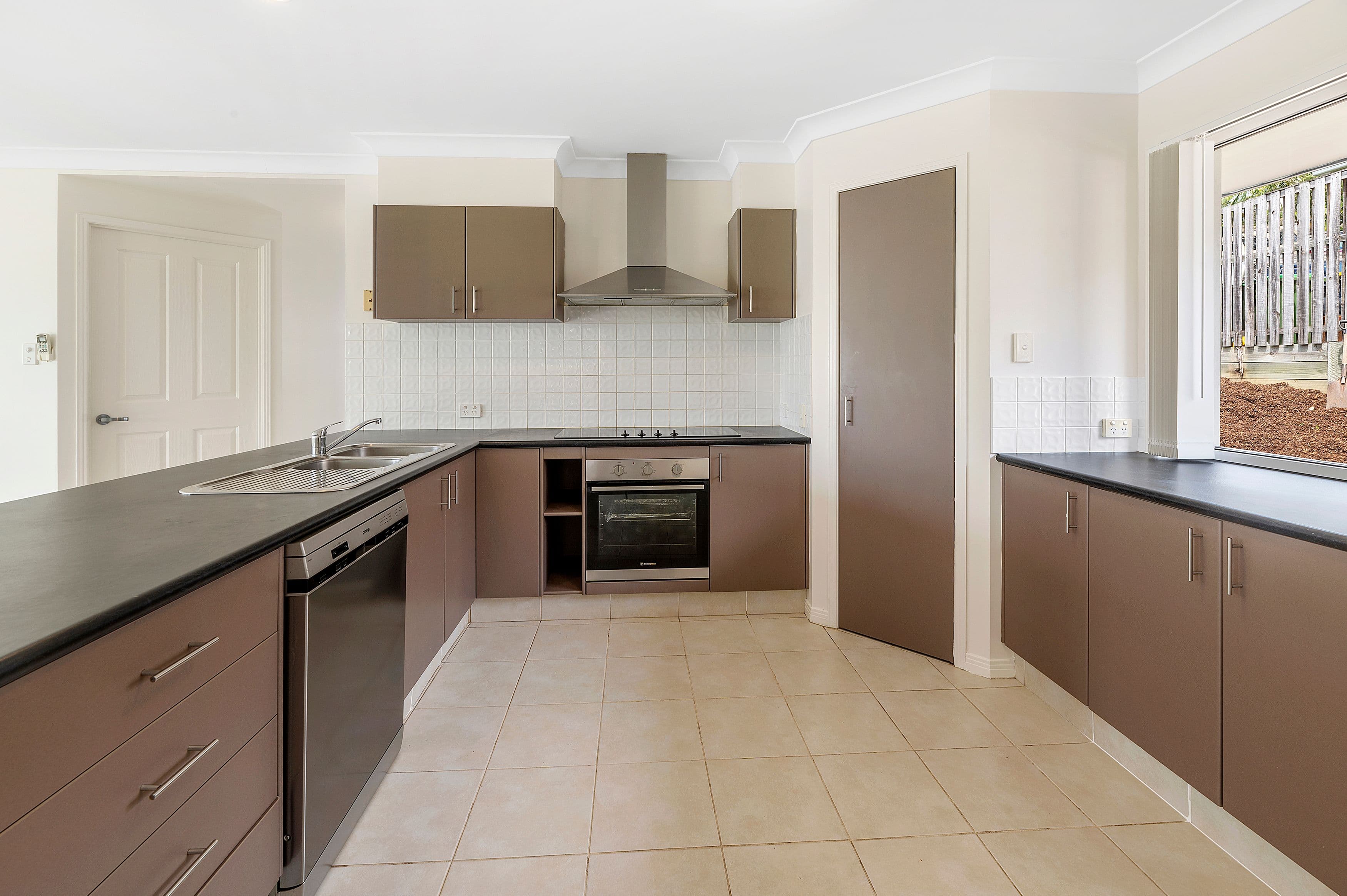 7 Jenley Court, Upper Coomera QLD 4209, Upper Coomera - Thumbnail 7