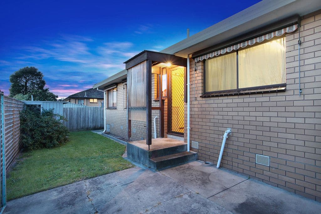 13 Golf Road, OAKLEIGH SOUTH VIC 3167, Oakleigh South - Thumbnail 3