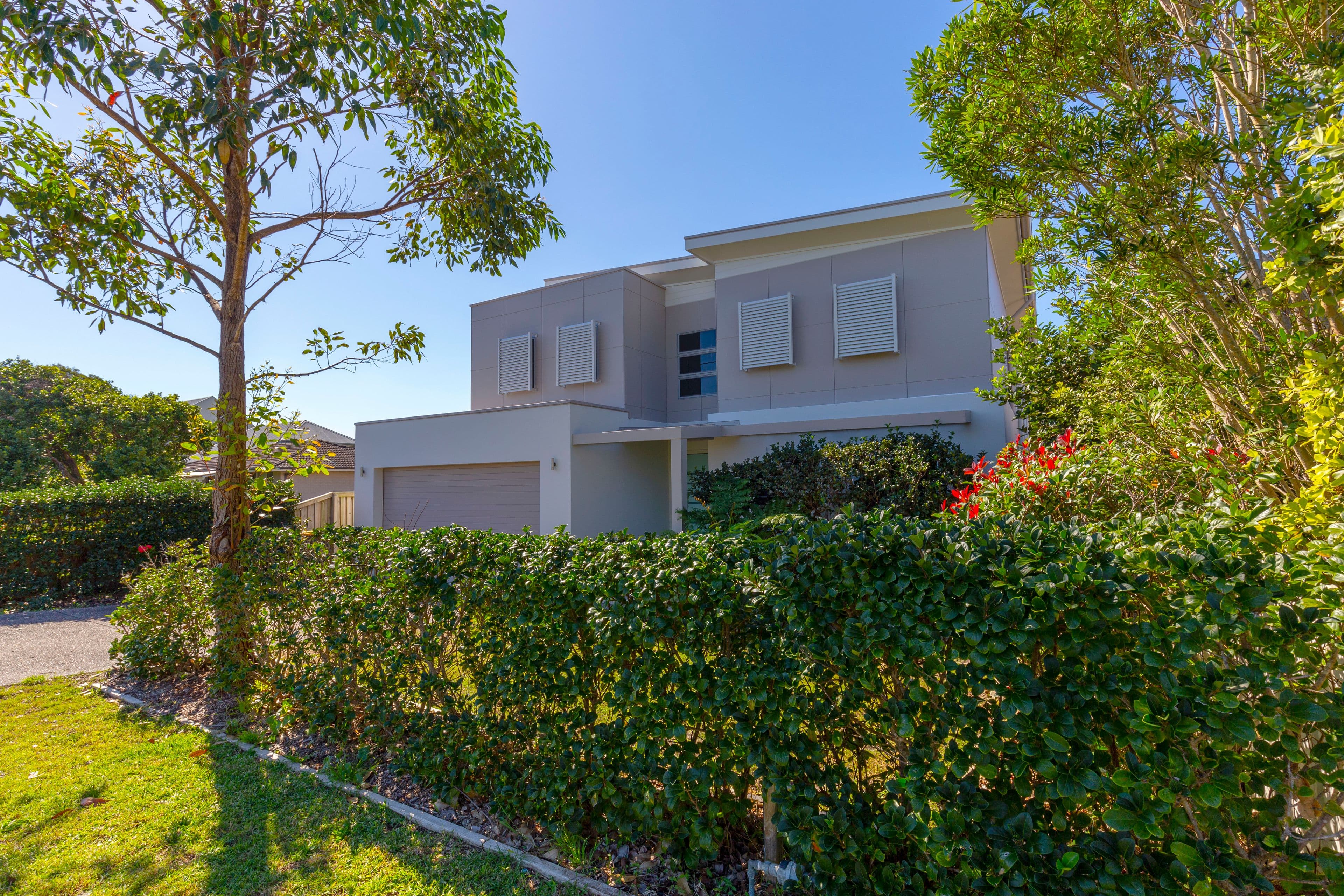 8 Bennett Street, Hawks Nest NSW 2324, Hawks Nest - Thumbnail 2