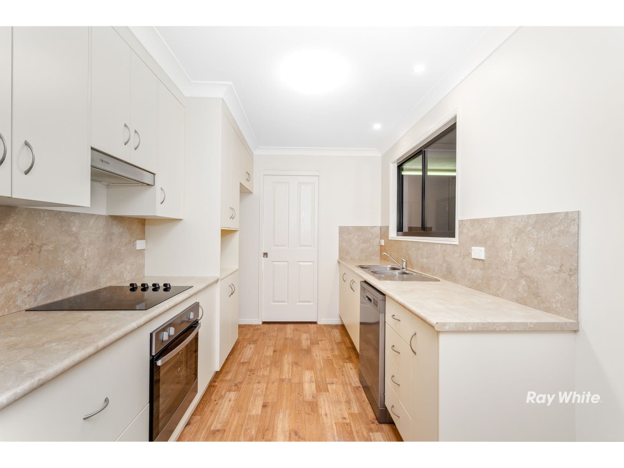173 Farnborough Road, Yeppoon QLD 4703, Yeppoon - Thumbnail 4
