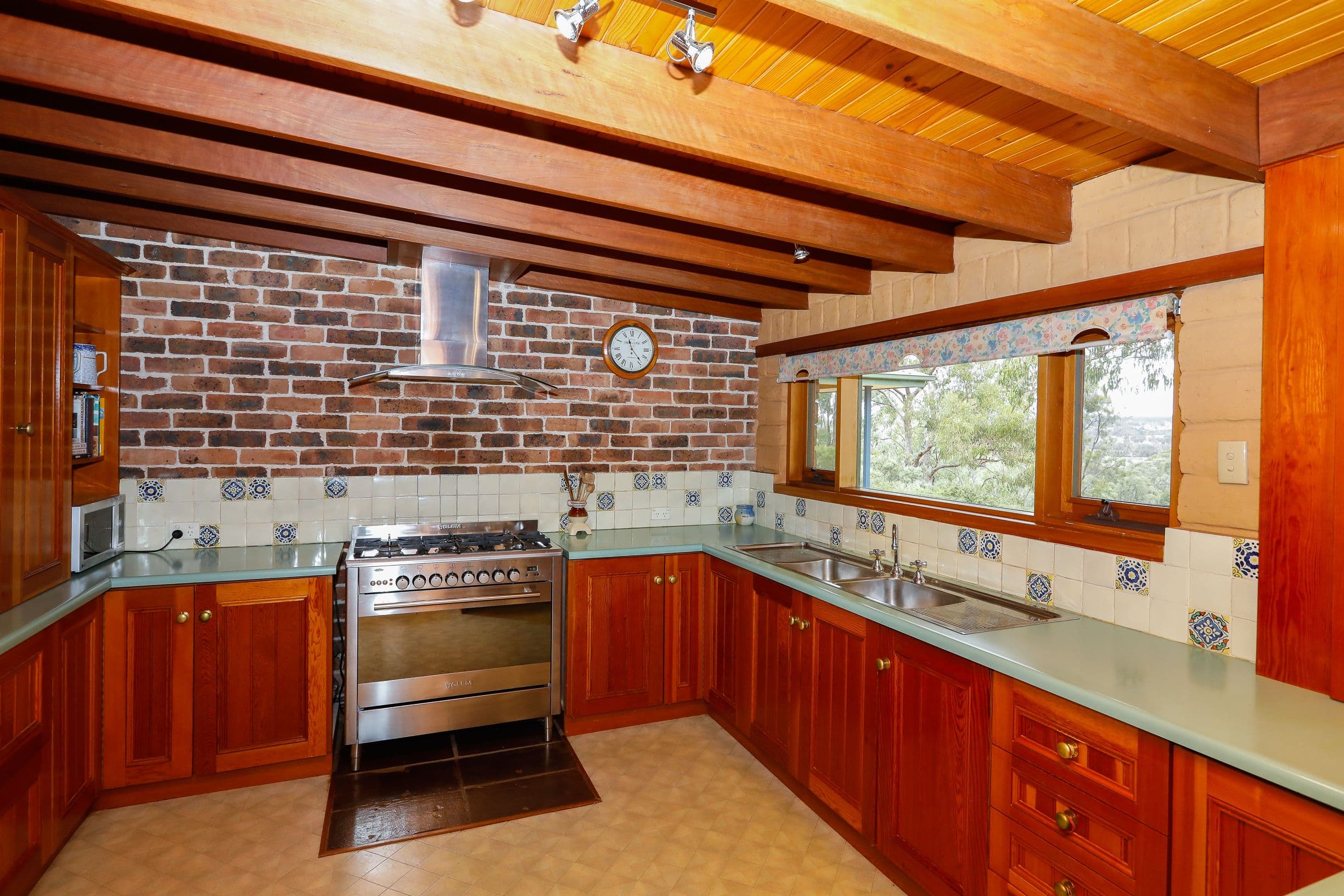 36 Kirby Road, Armidale - Thumbnail 6