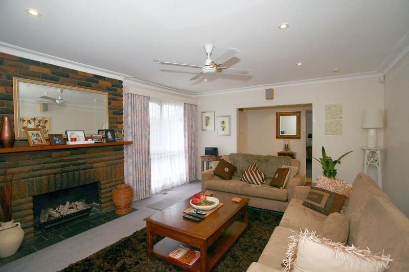 4 Woodstock Place, SPRINGVALE SOUTH VIC 3172, Springvale South - Thumbnail 3