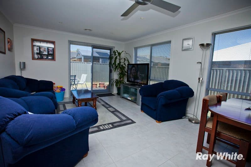 26 Chestnut Chase, PAKENHAM VIC 3810, Pakenham - Thumbnail 5