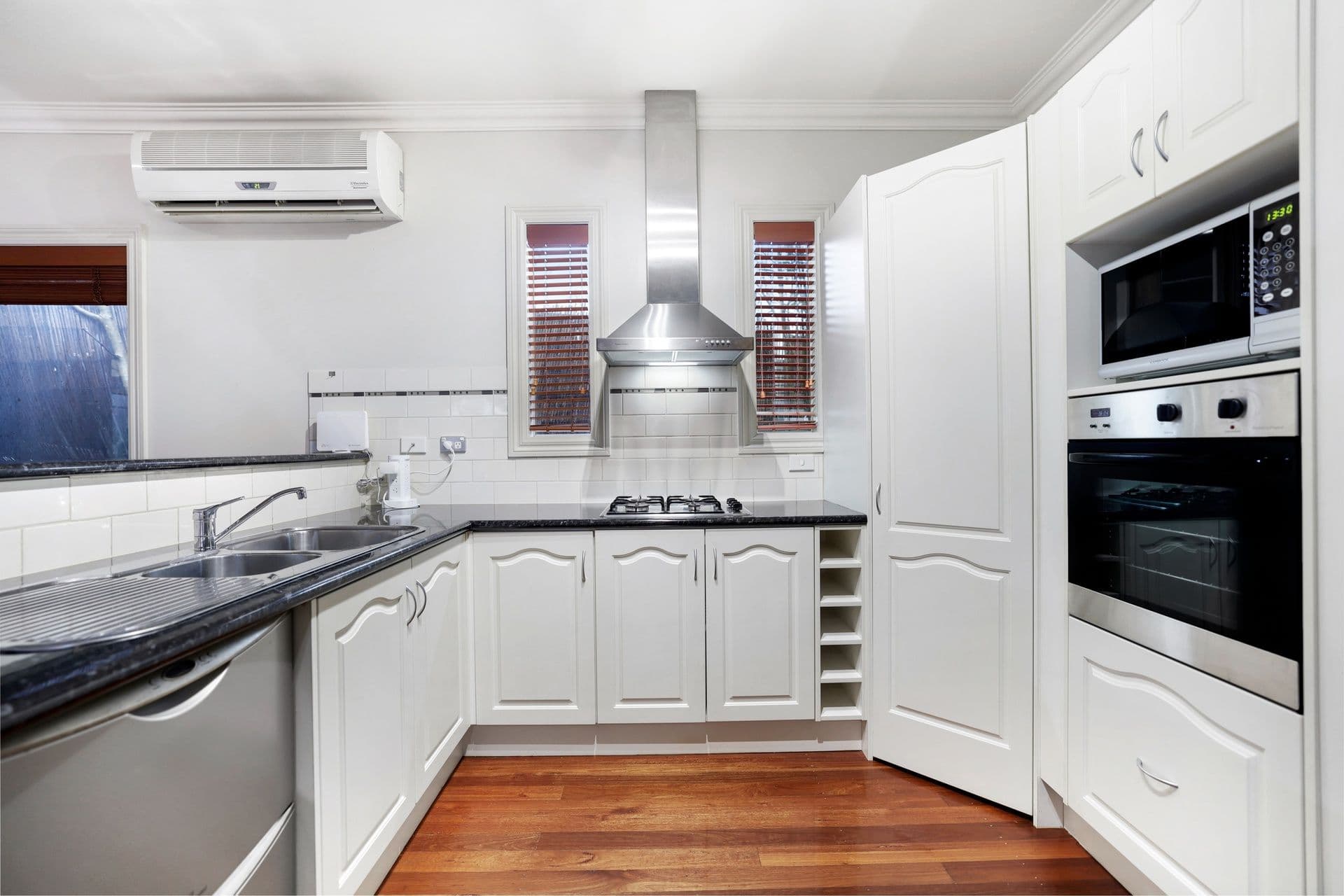 83A Strathavan Drive, Berwick VIC 3806, Berwick - Thumbnail 4