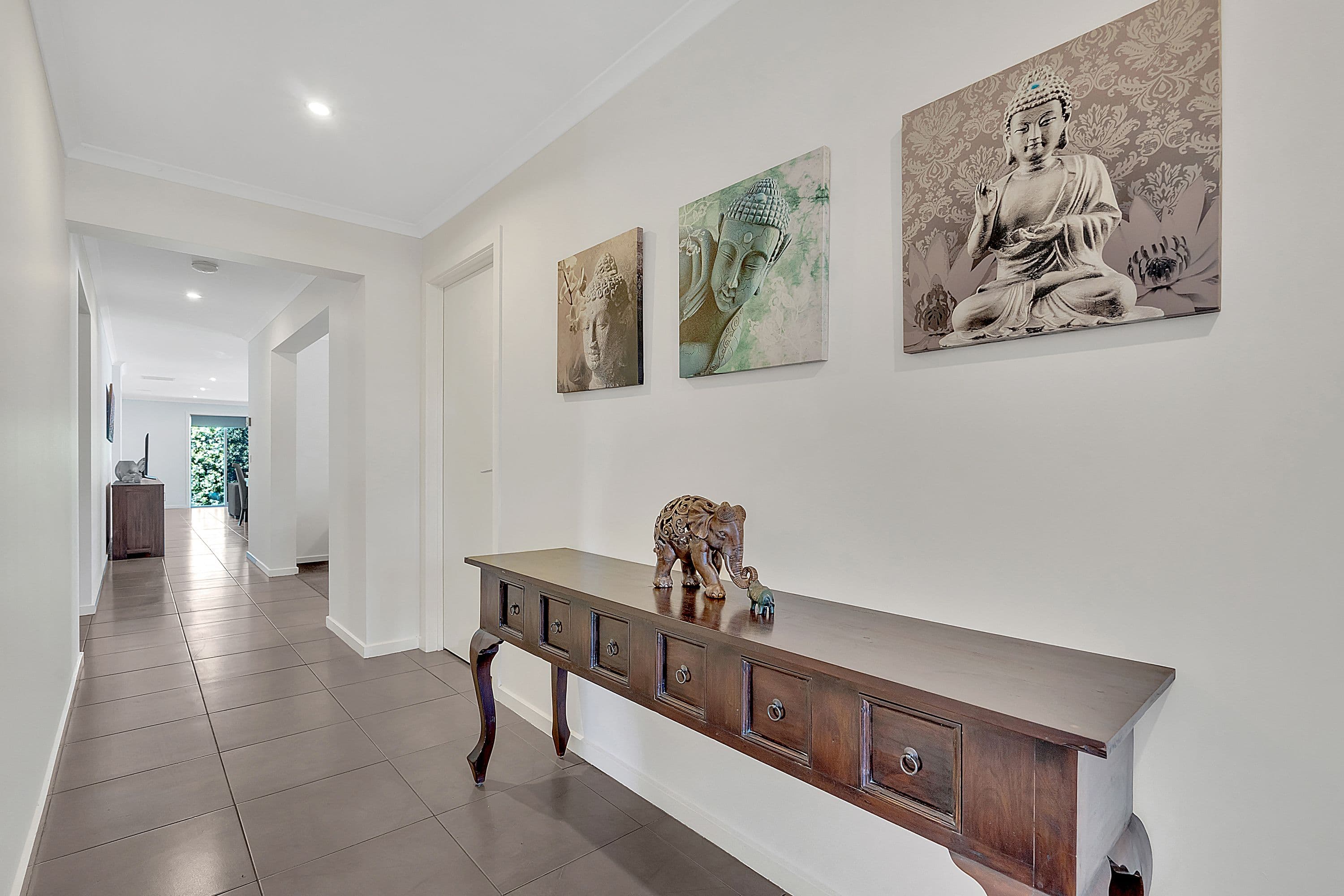 26 Gippsland Way, Craigieburn VIC 3064, Craigieburn - Thumbnail 5