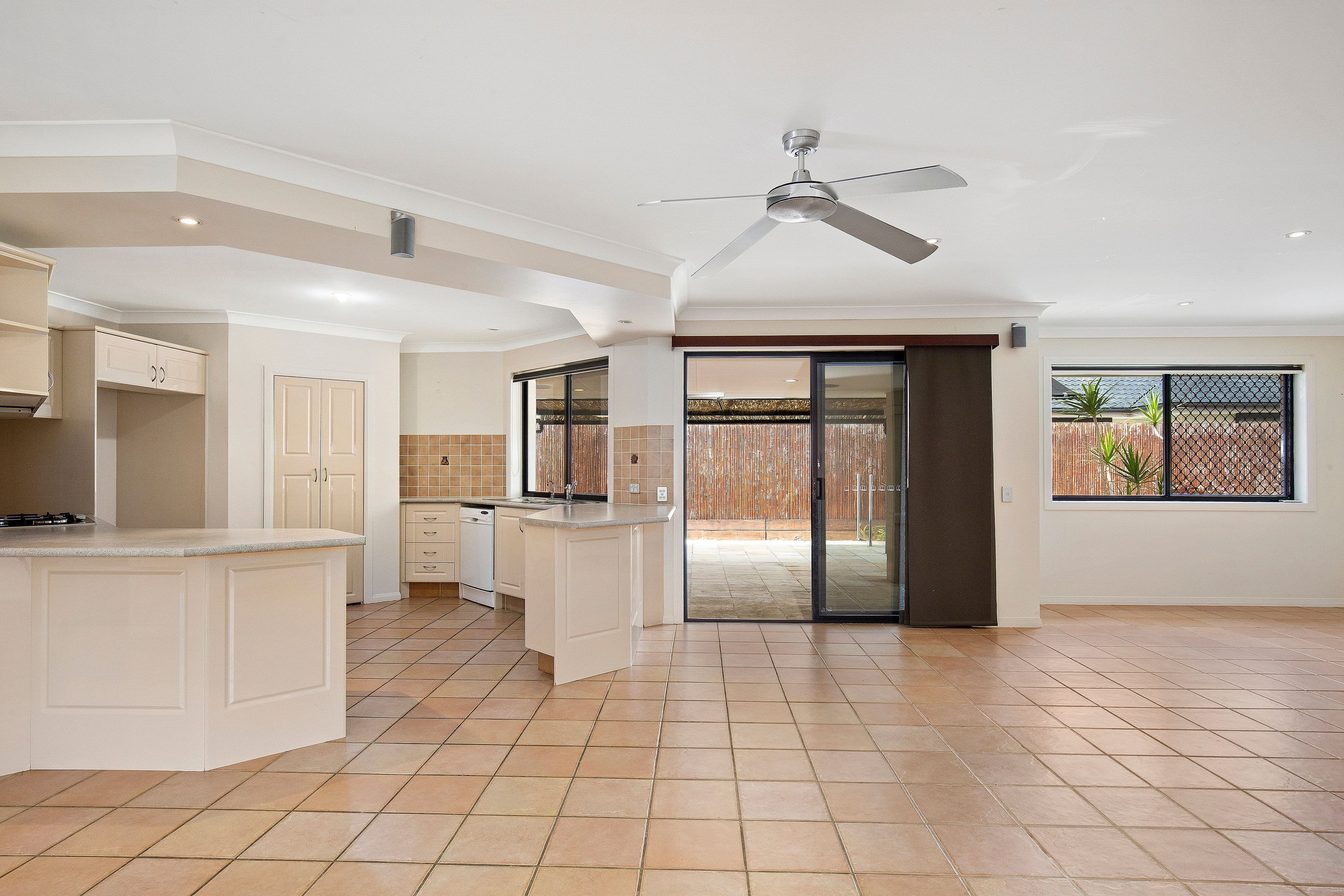 8 Lanai Drive, Burleigh Waters QLD 4220, Burleigh Waters - Thumbnail 4