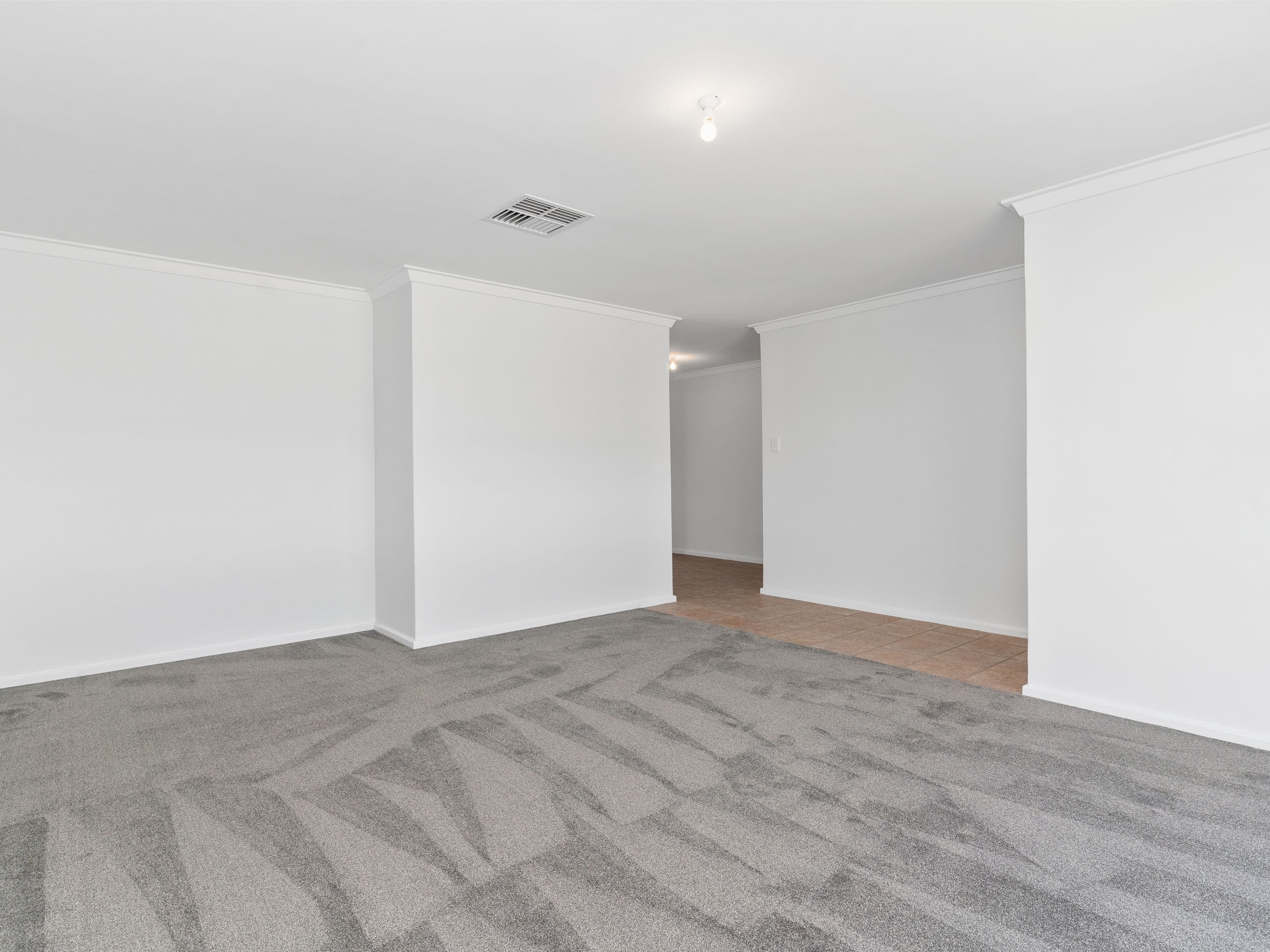 102 Luyer Avenue, East Cannington WA 6107, East Cannington - Thumbnail 4