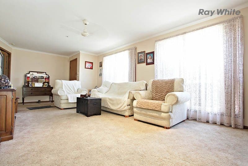 24 Victoria Street, ALTONA MEADOWS VIC 3028, Altona Meadows - Thumbnail 2