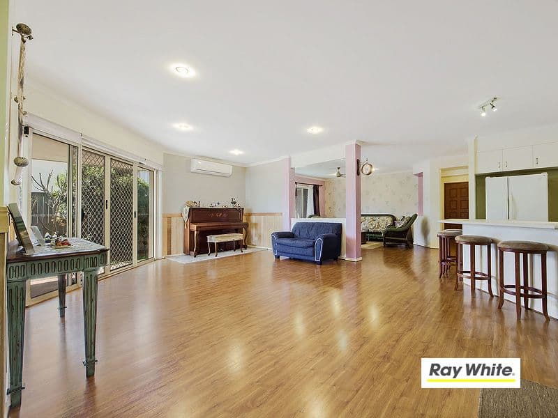 5 Cedarton Crescent, ORMEAU QLD 4208, Ormeau - Thumbnail 2