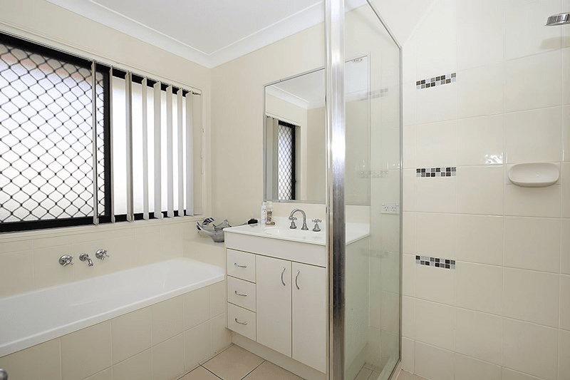 5 Highfields Court, Loganlea QLD 4131, Loganlea - Thumbnail 6